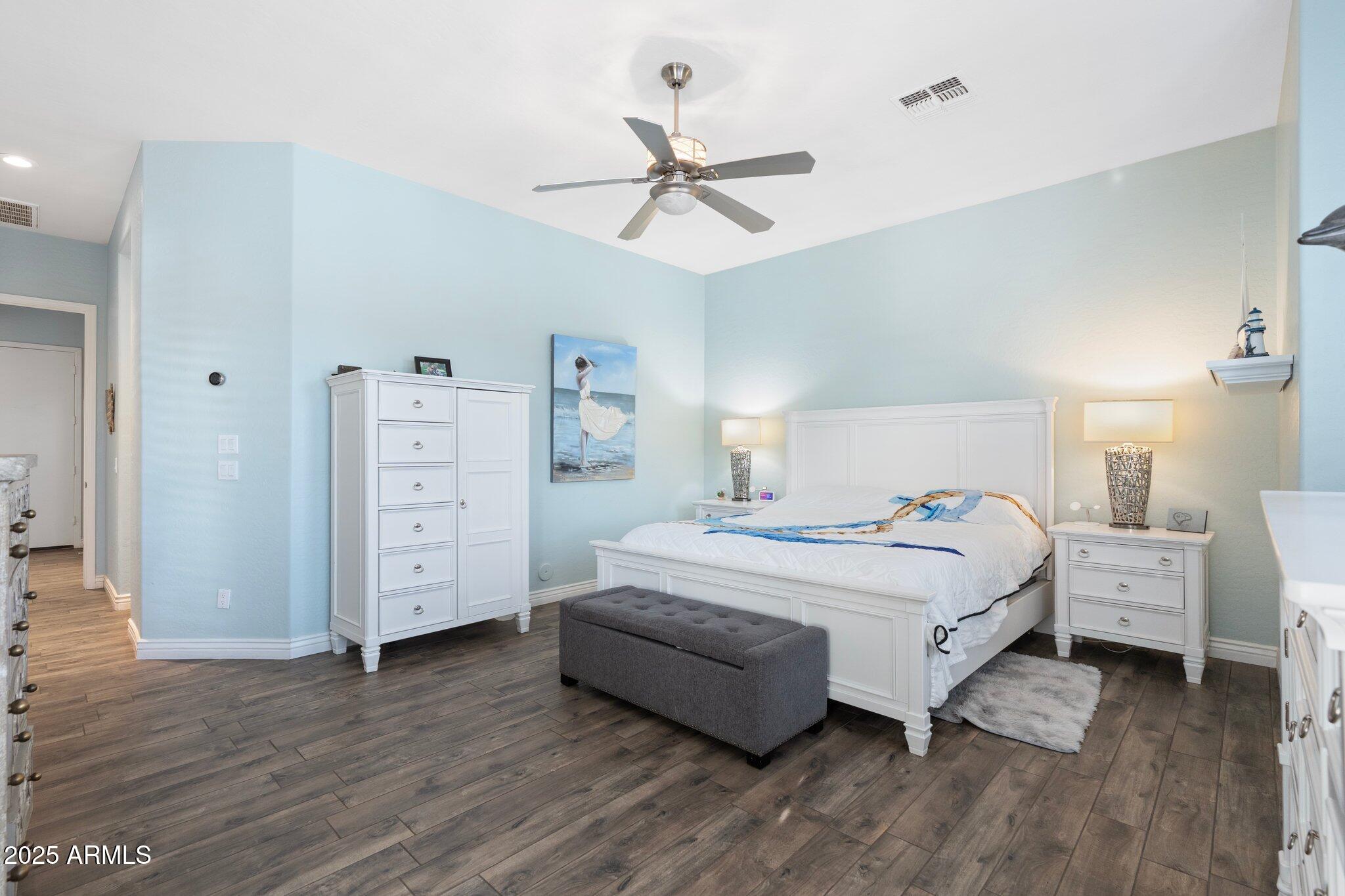 435 E COCONINO Place