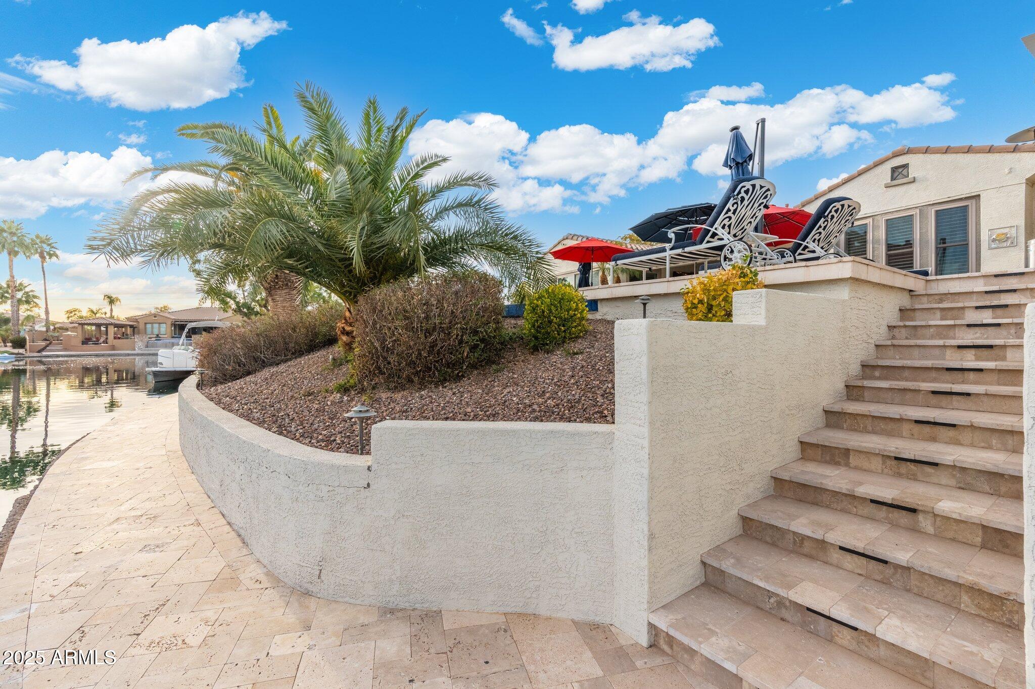 435 E COCONINO Place