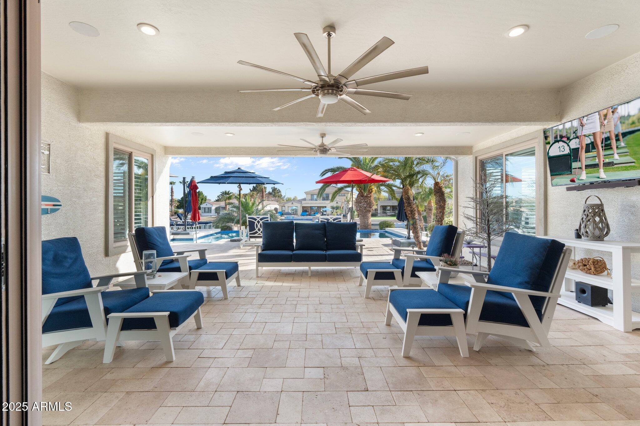 435 E COCONINO Place