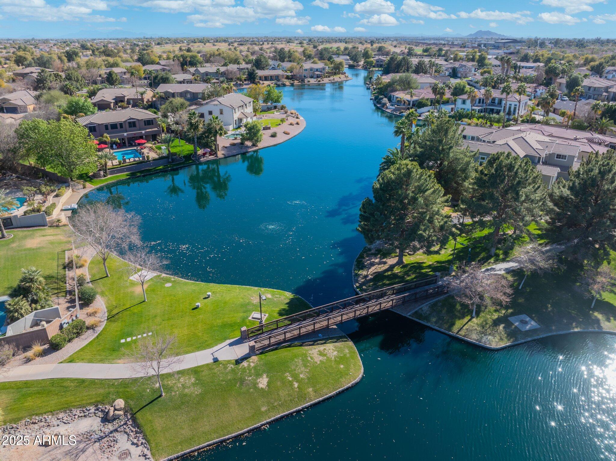 435 E COCONINO Place