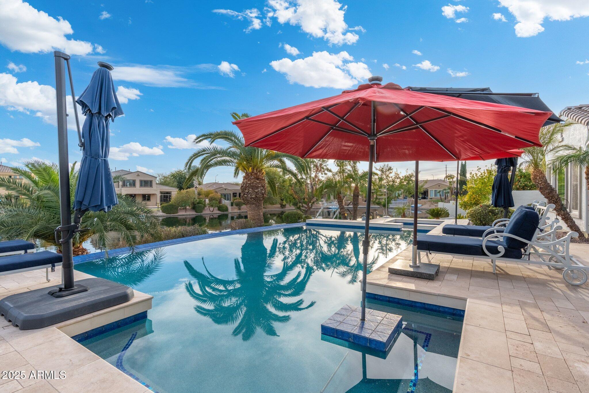 435 E COCONINO Place