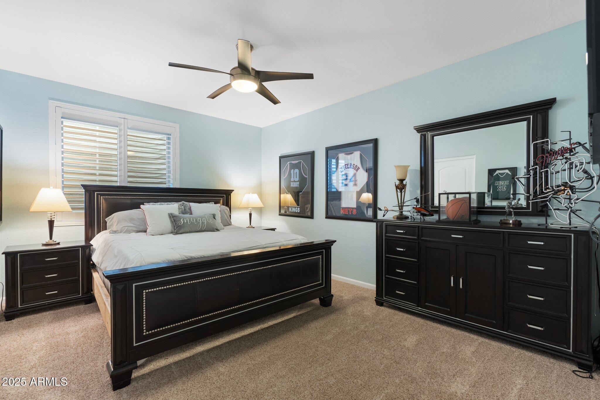 435 E COCONINO Place