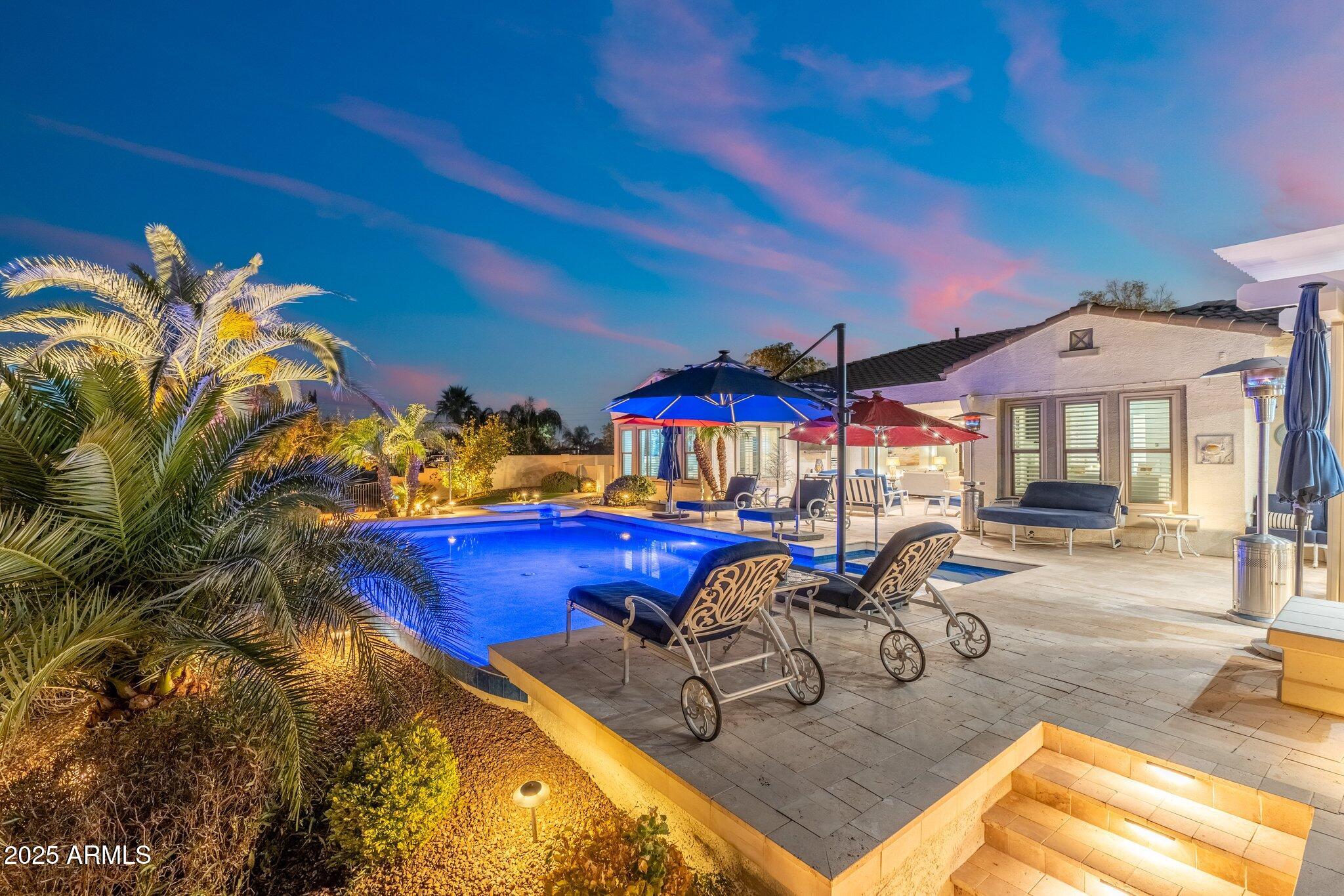 435 E COCONINO Place