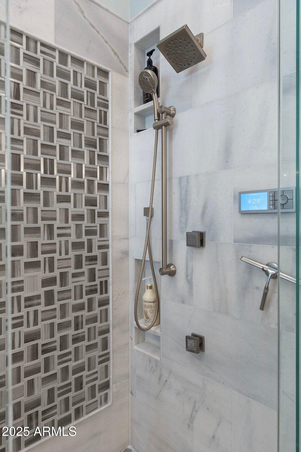 435 E COCONINO Place