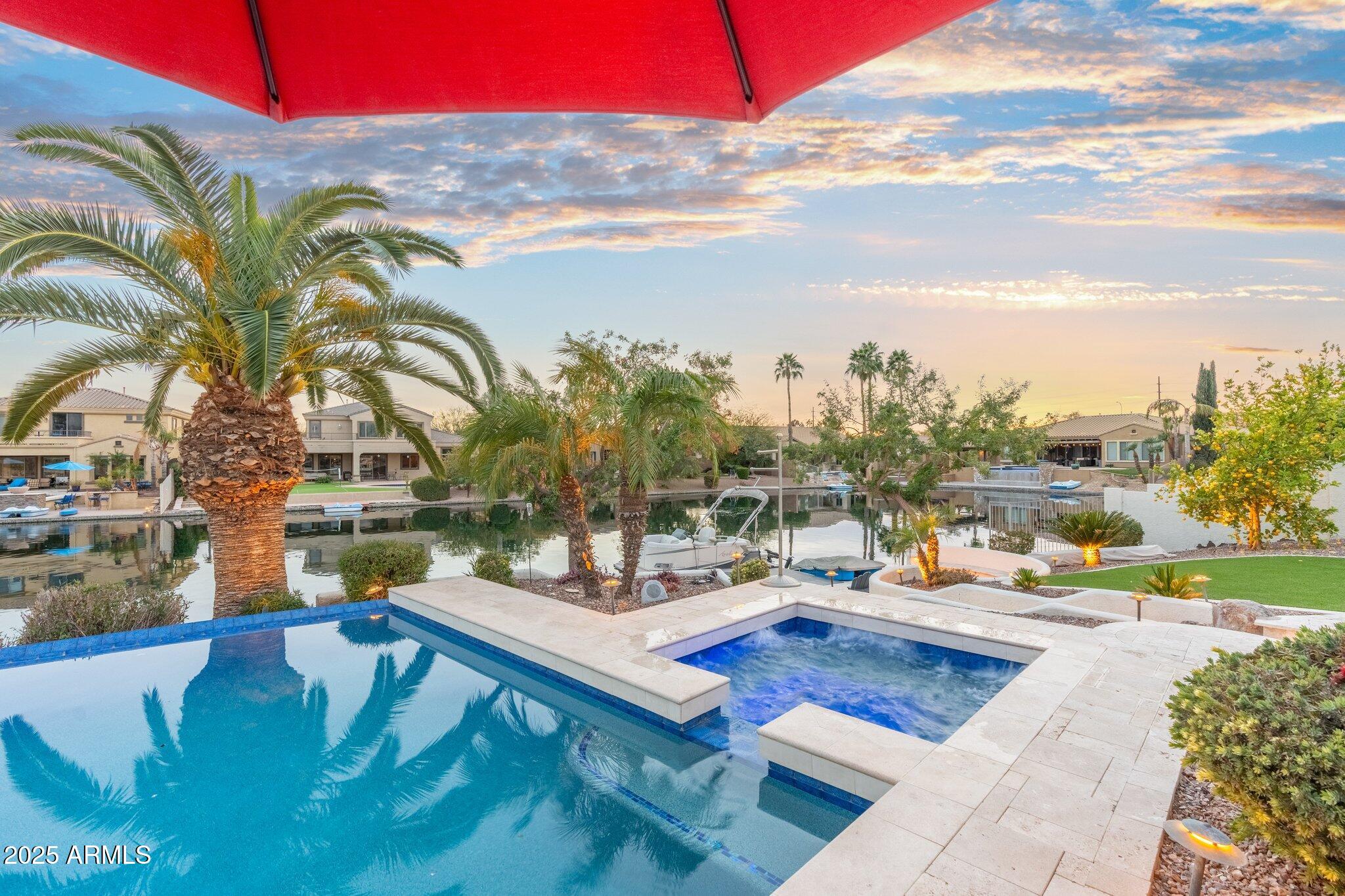 435 E COCONINO Place