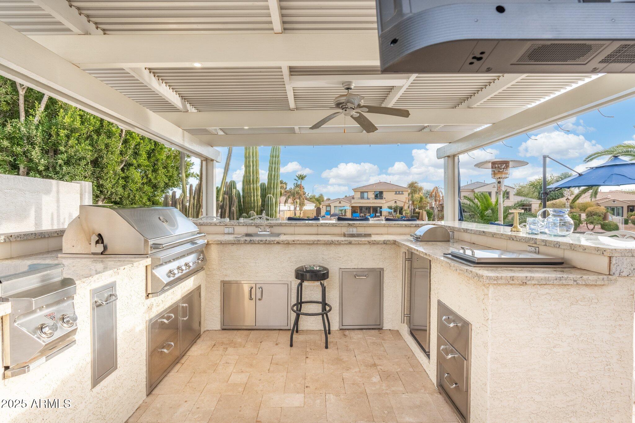 435 E COCONINO Place