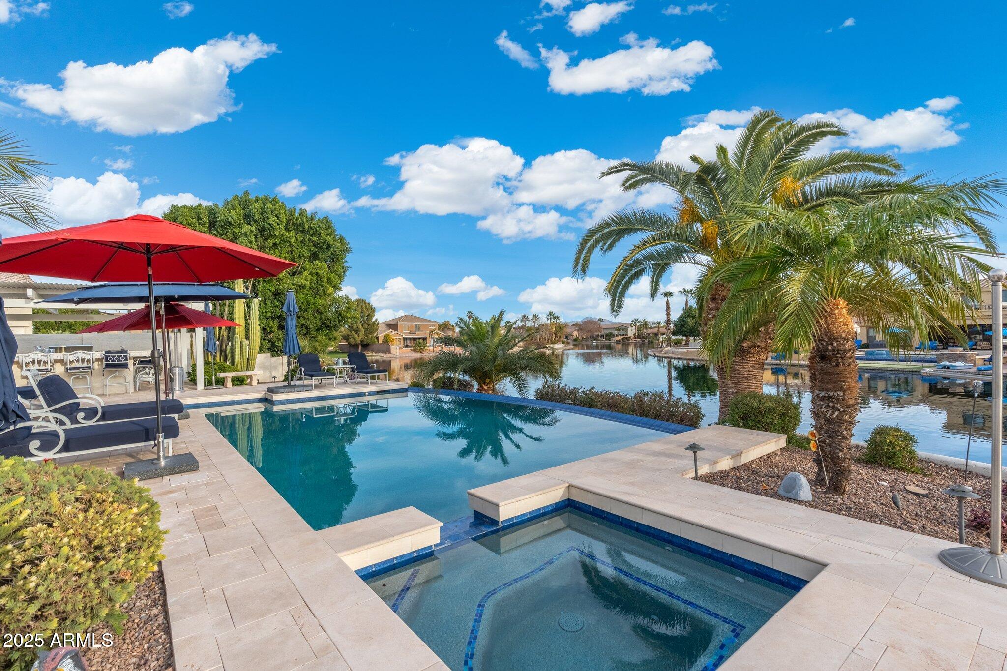 435 E COCONINO Place