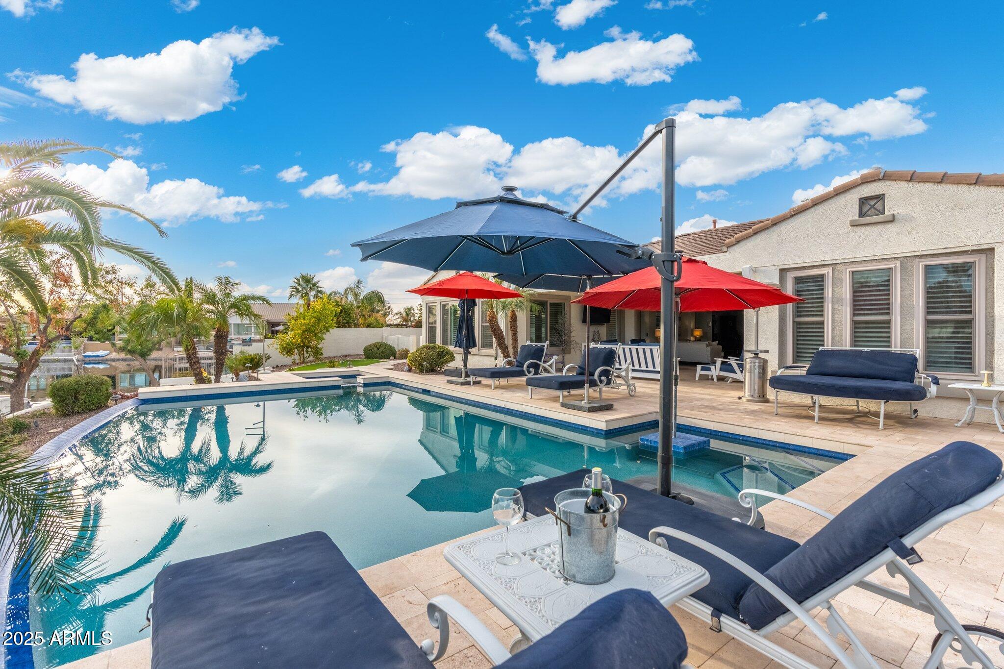 435 E COCONINO Place