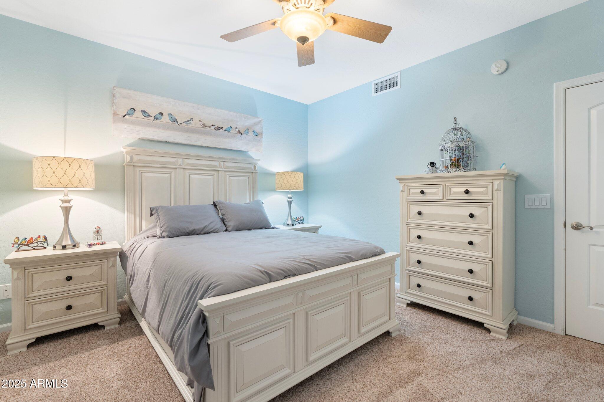 435 E COCONINO Place