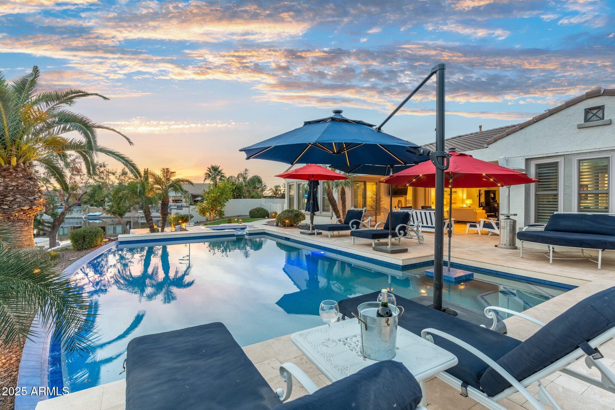 435 E COCONINO Place