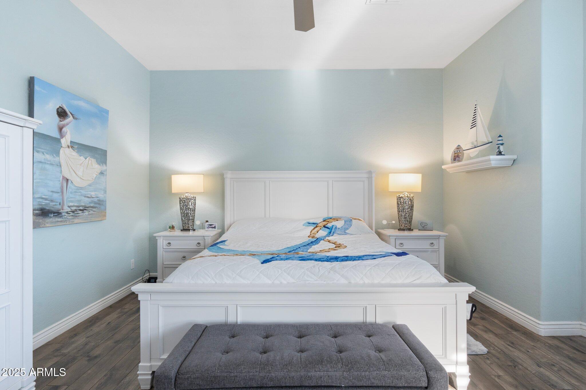 435 E COCONINO Place