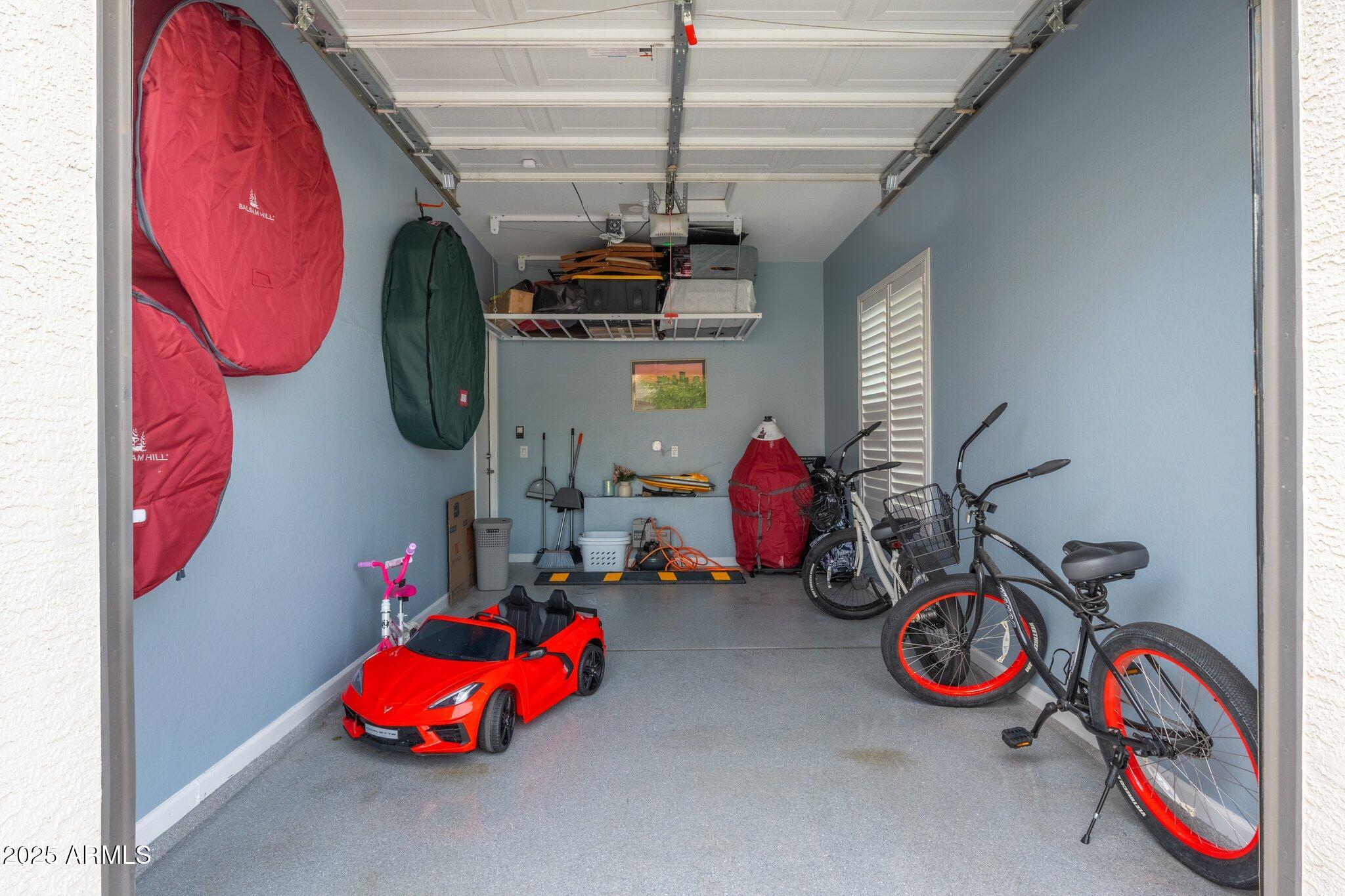 435 E COCONINO Place