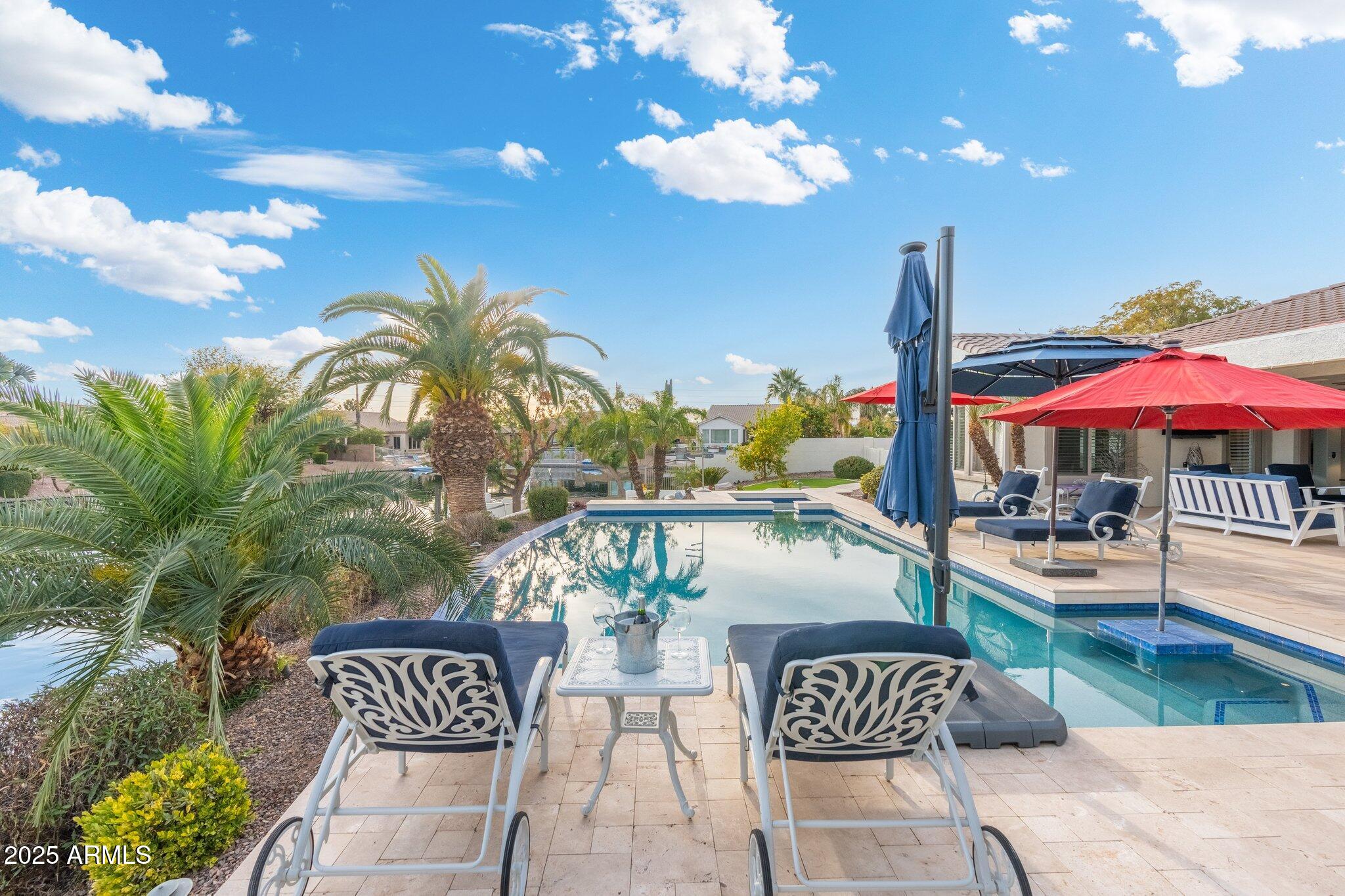 435 E COCONINO Place