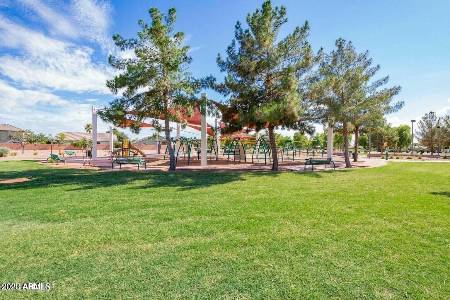 435 E COCONINO Place