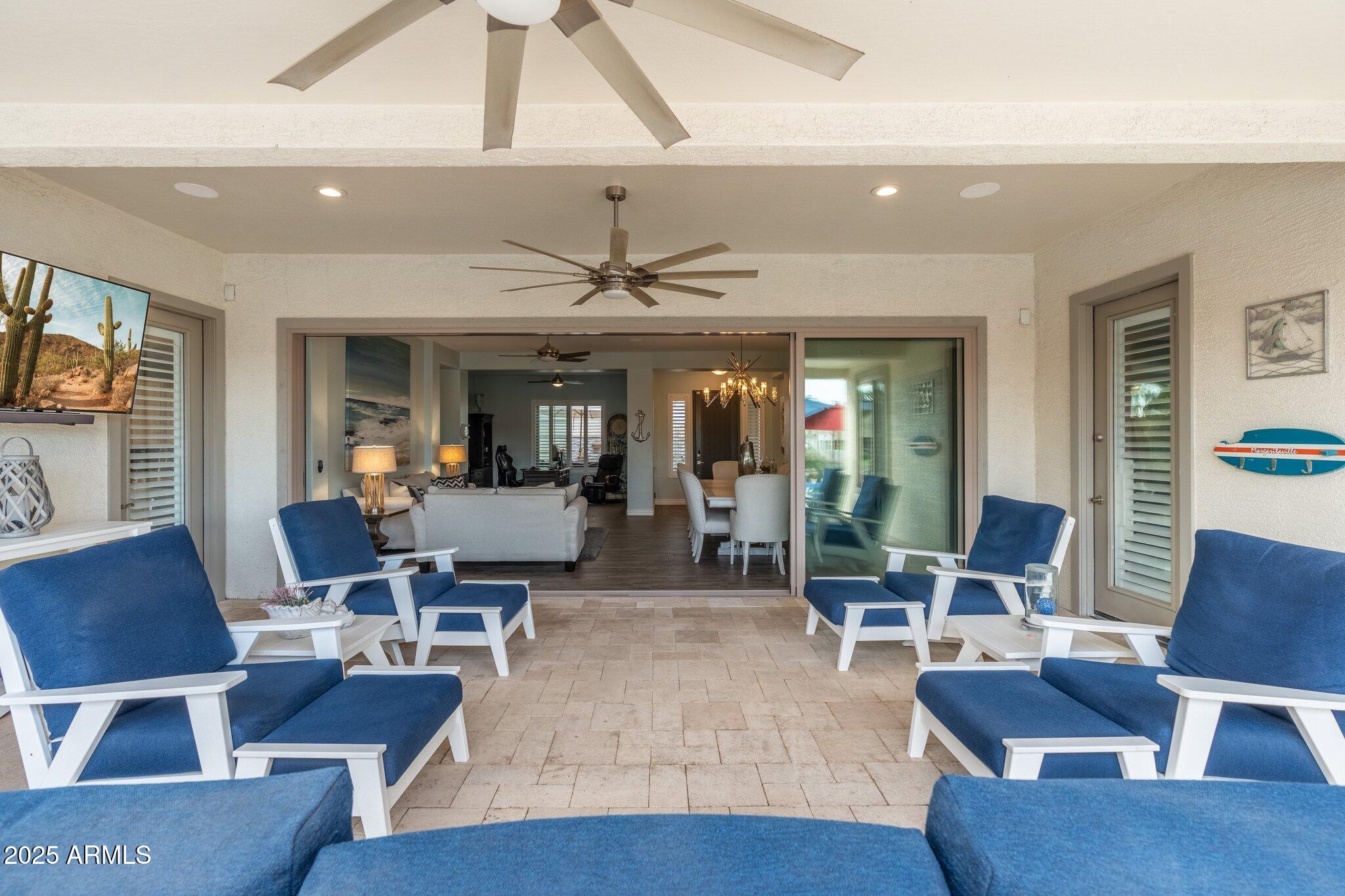 435 E COCONINO Place