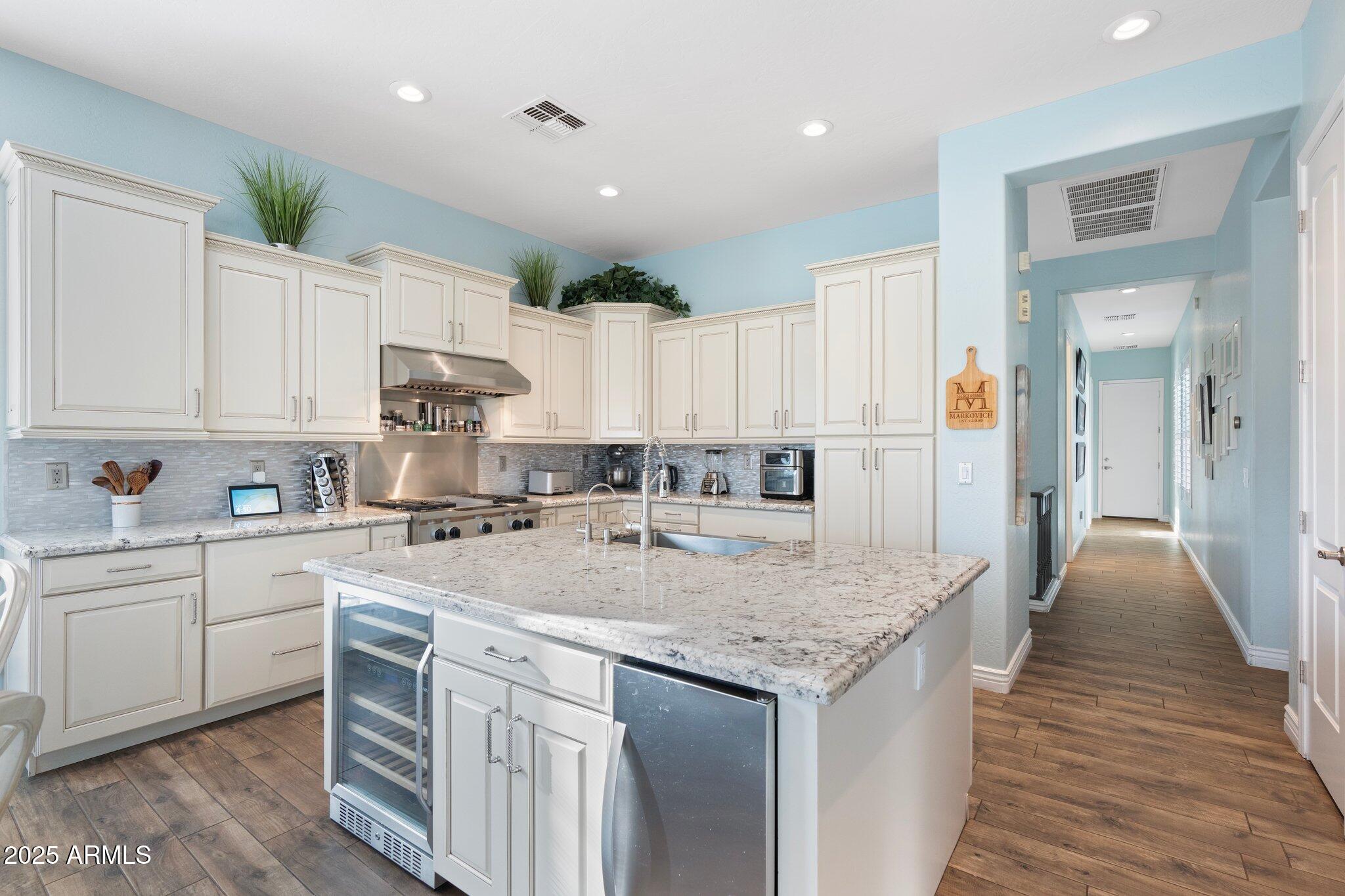 435 E COCONINO Place