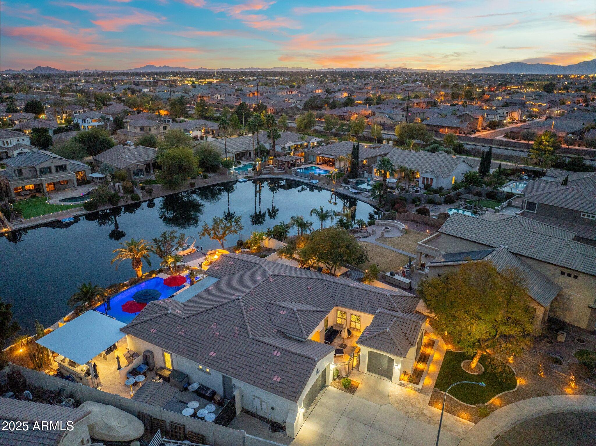 435 E COCONINO Place