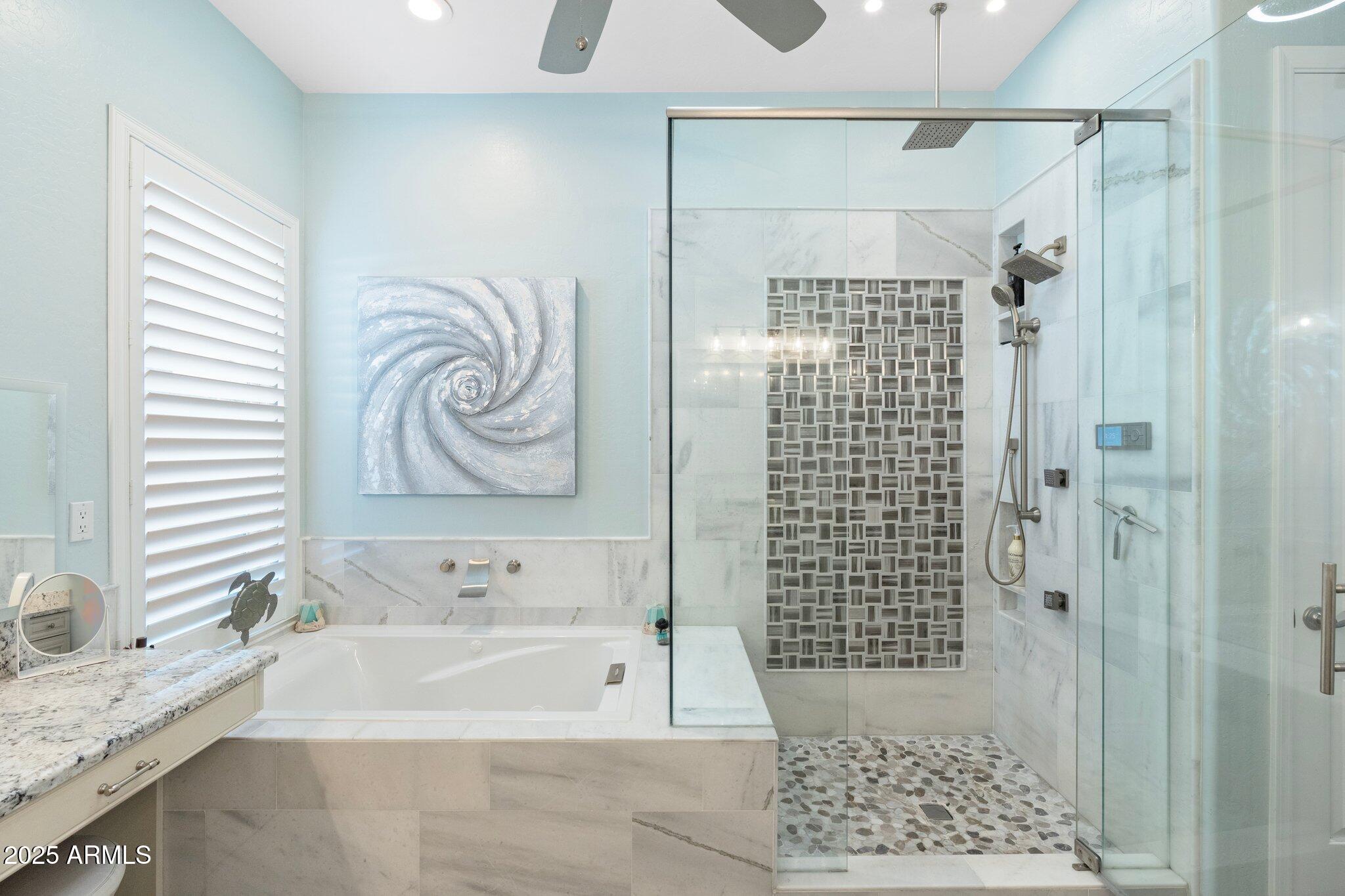 435 E COCONINO Place