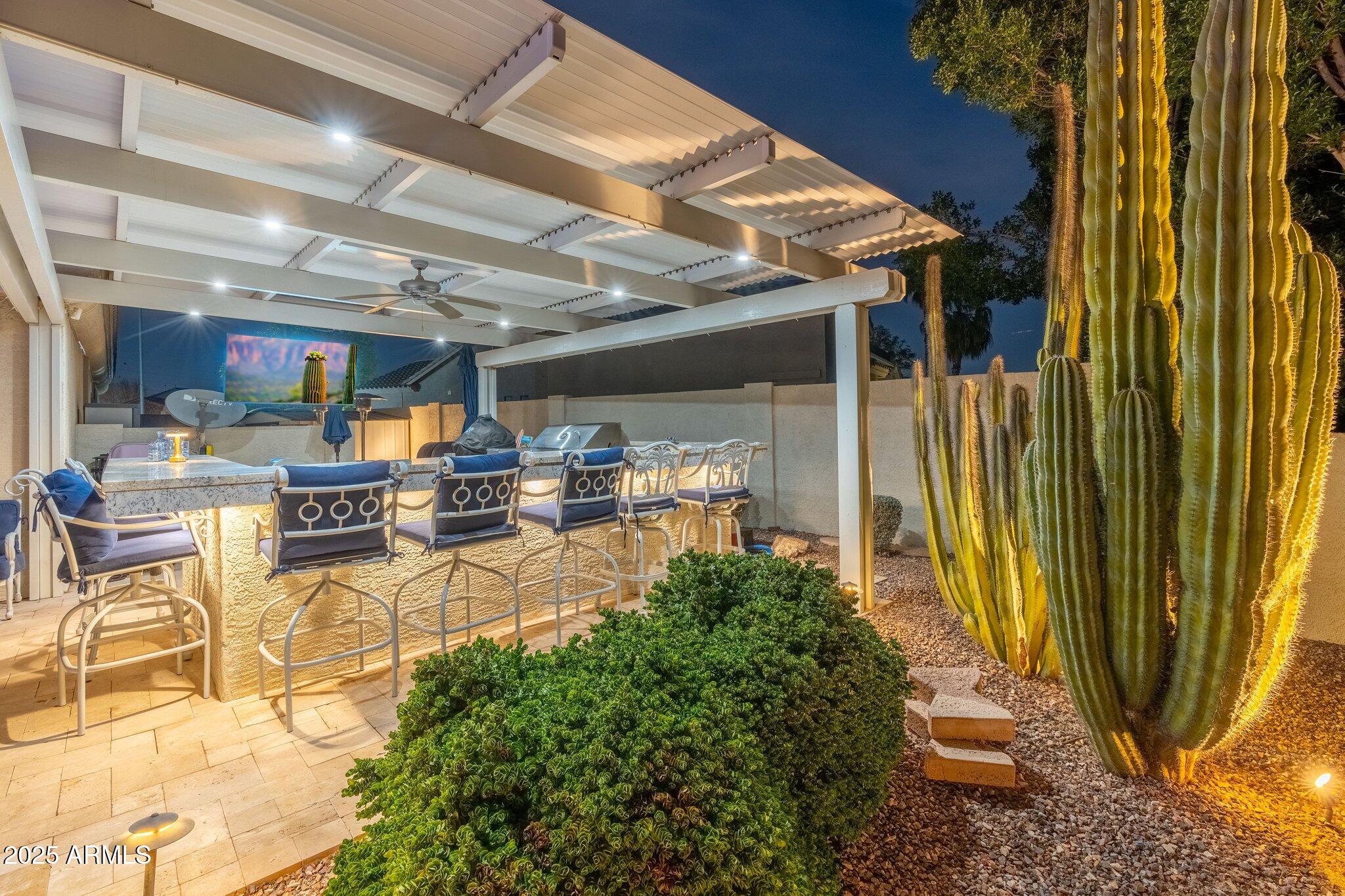 435 E COCONINO Place