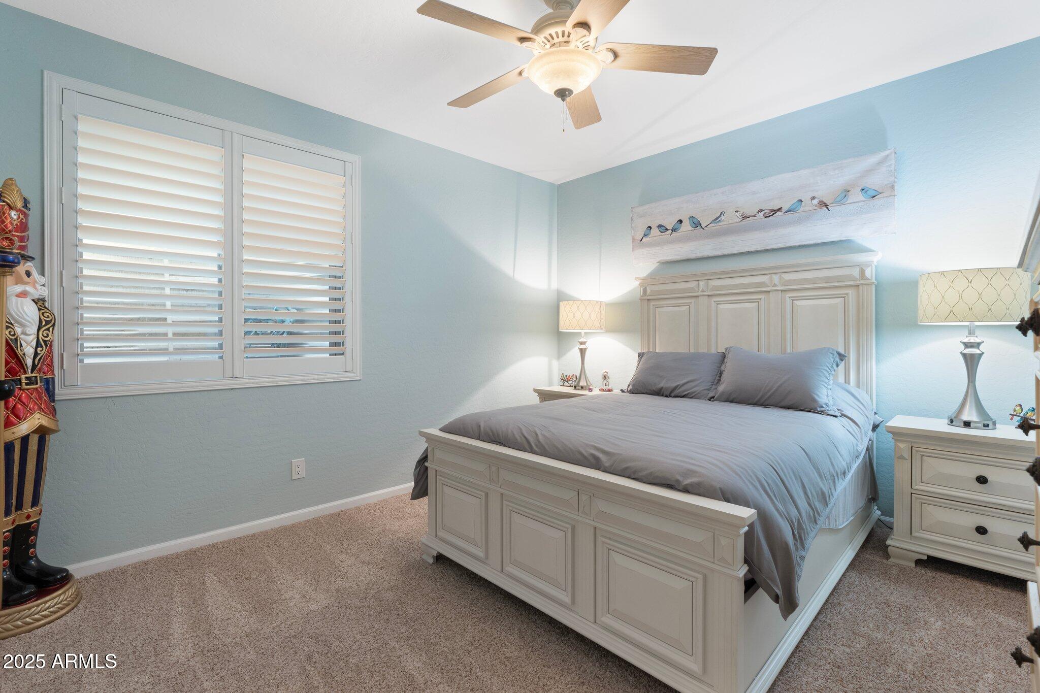 435 E COCONINO Place