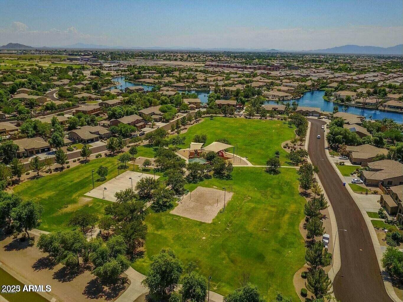 435 E COCONINO Place