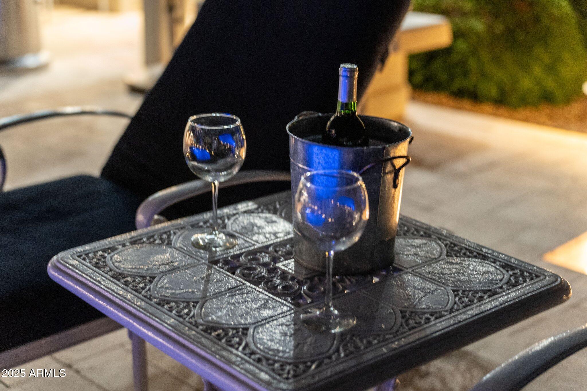 435 E COCONINO Place