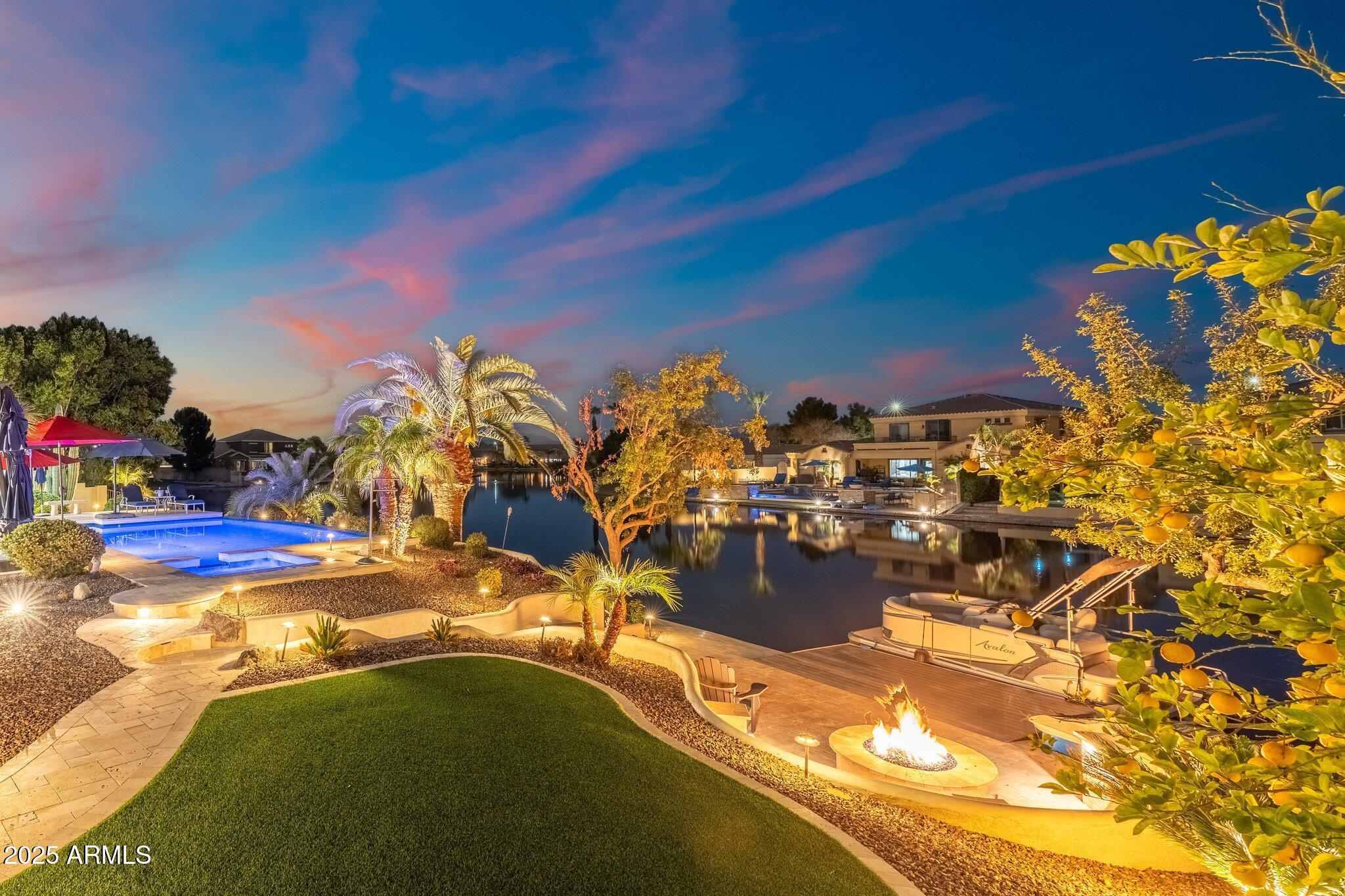 435 E COCONINO Place