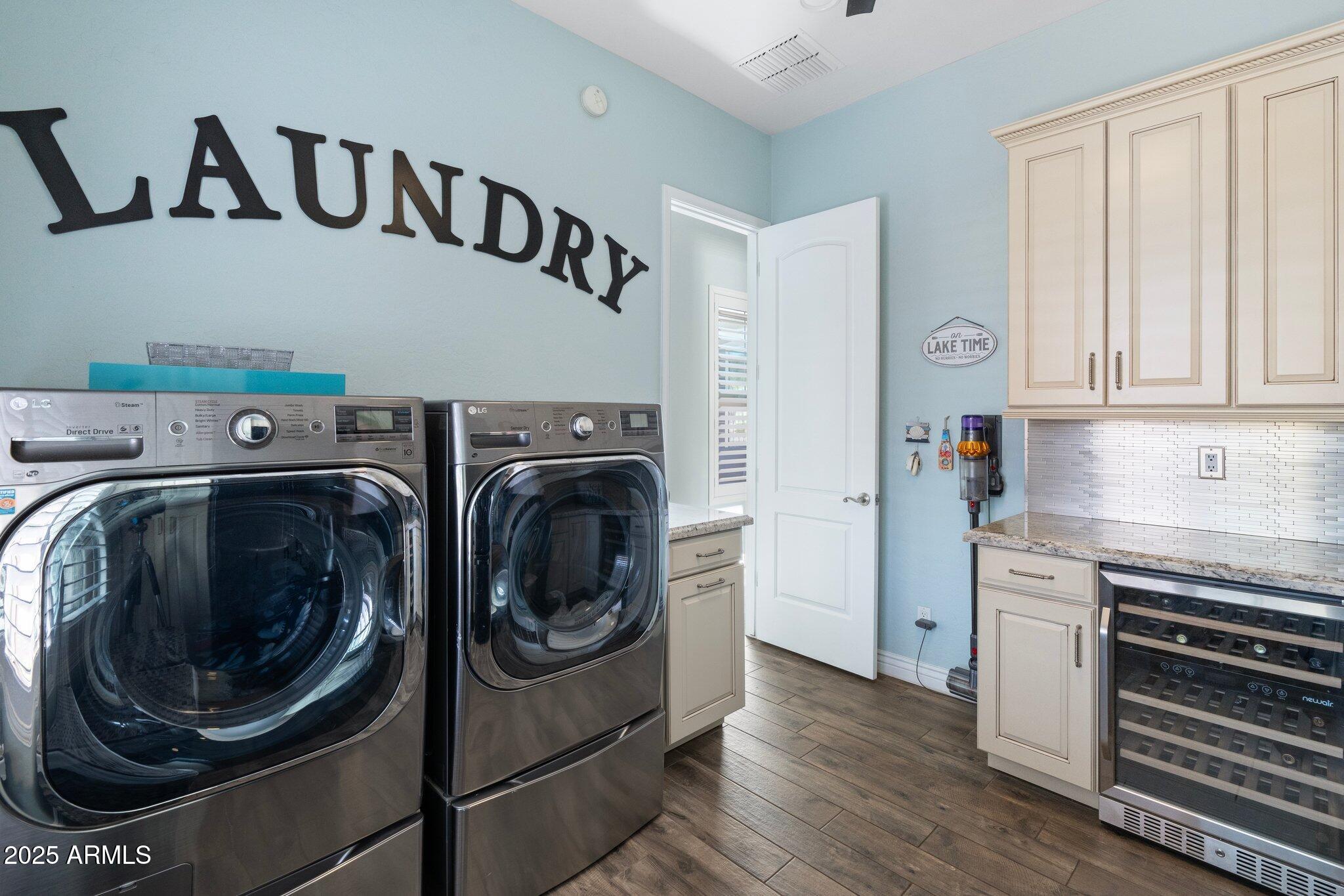 435 E COCONINO Place