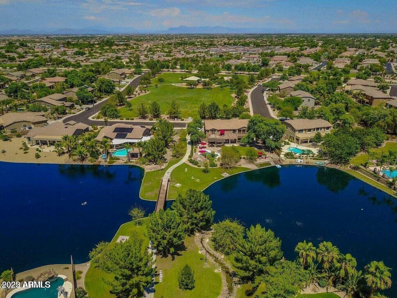 435 E COCONINO Place