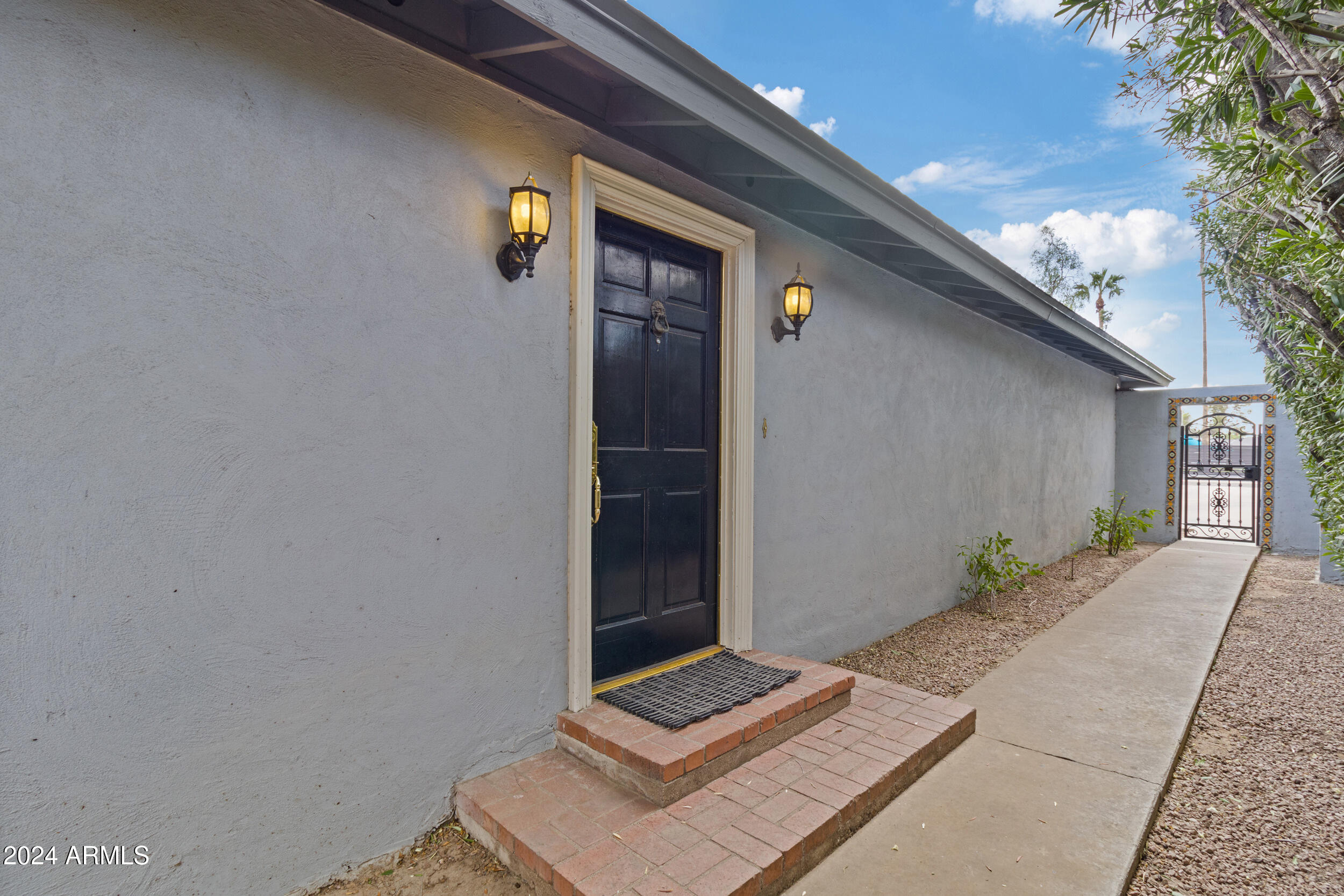 6044 E ROSE CIRCLE Drive