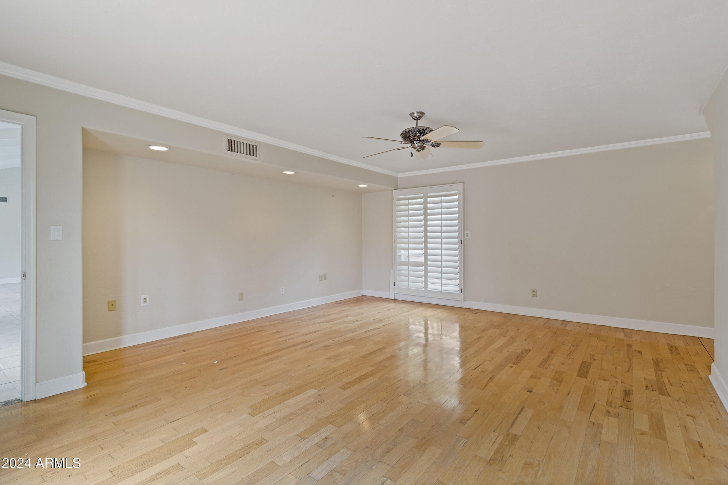 6044 E ROSE CIRCLE Drive