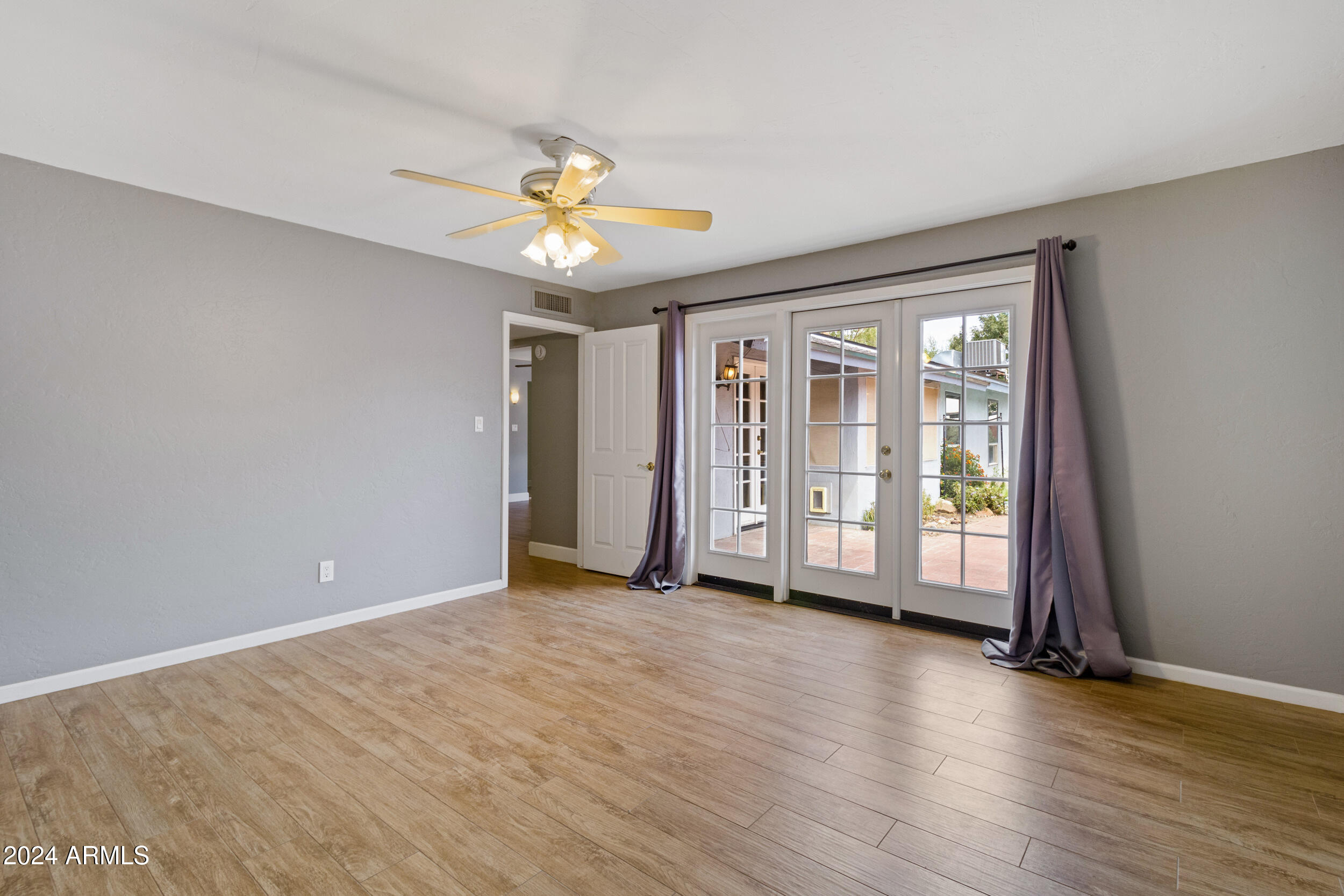 6044 E ROSE CIRCLE Drive