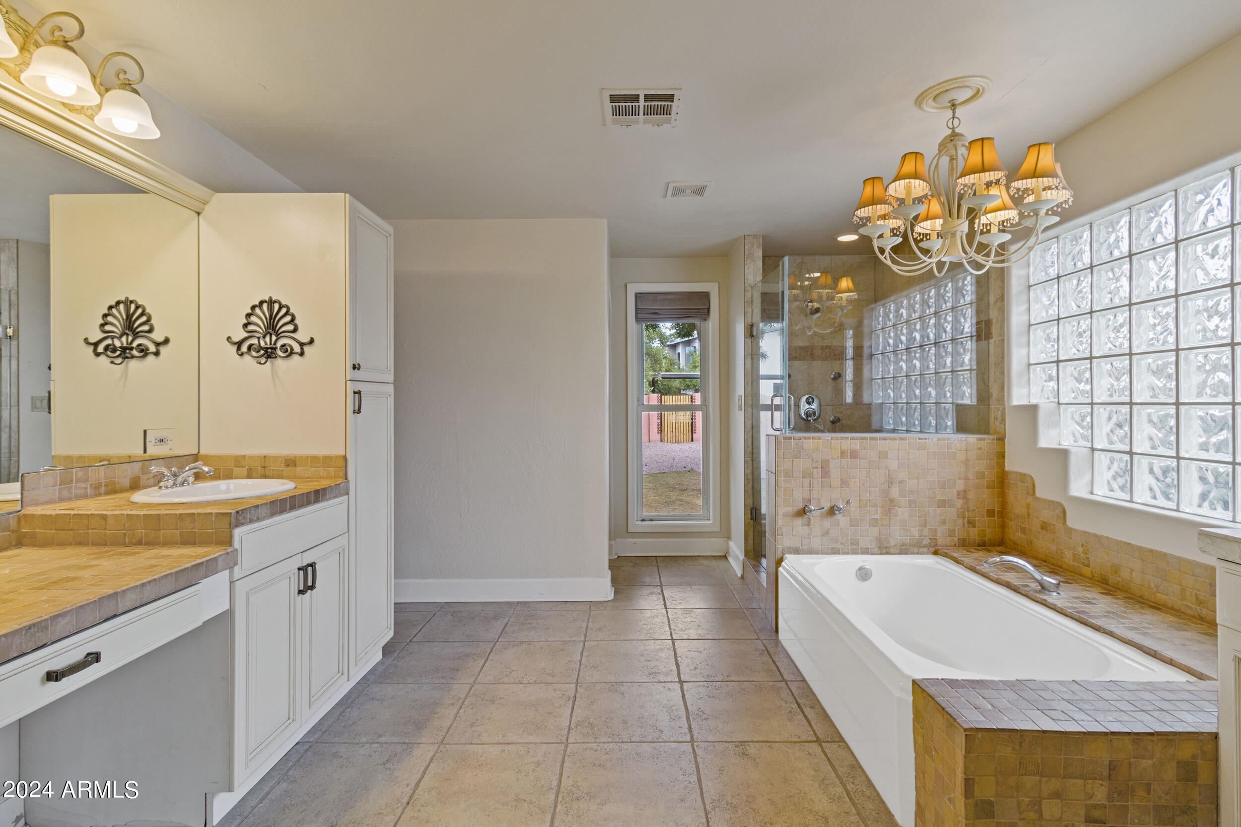 6044 E ROSE CIRCLE Drive