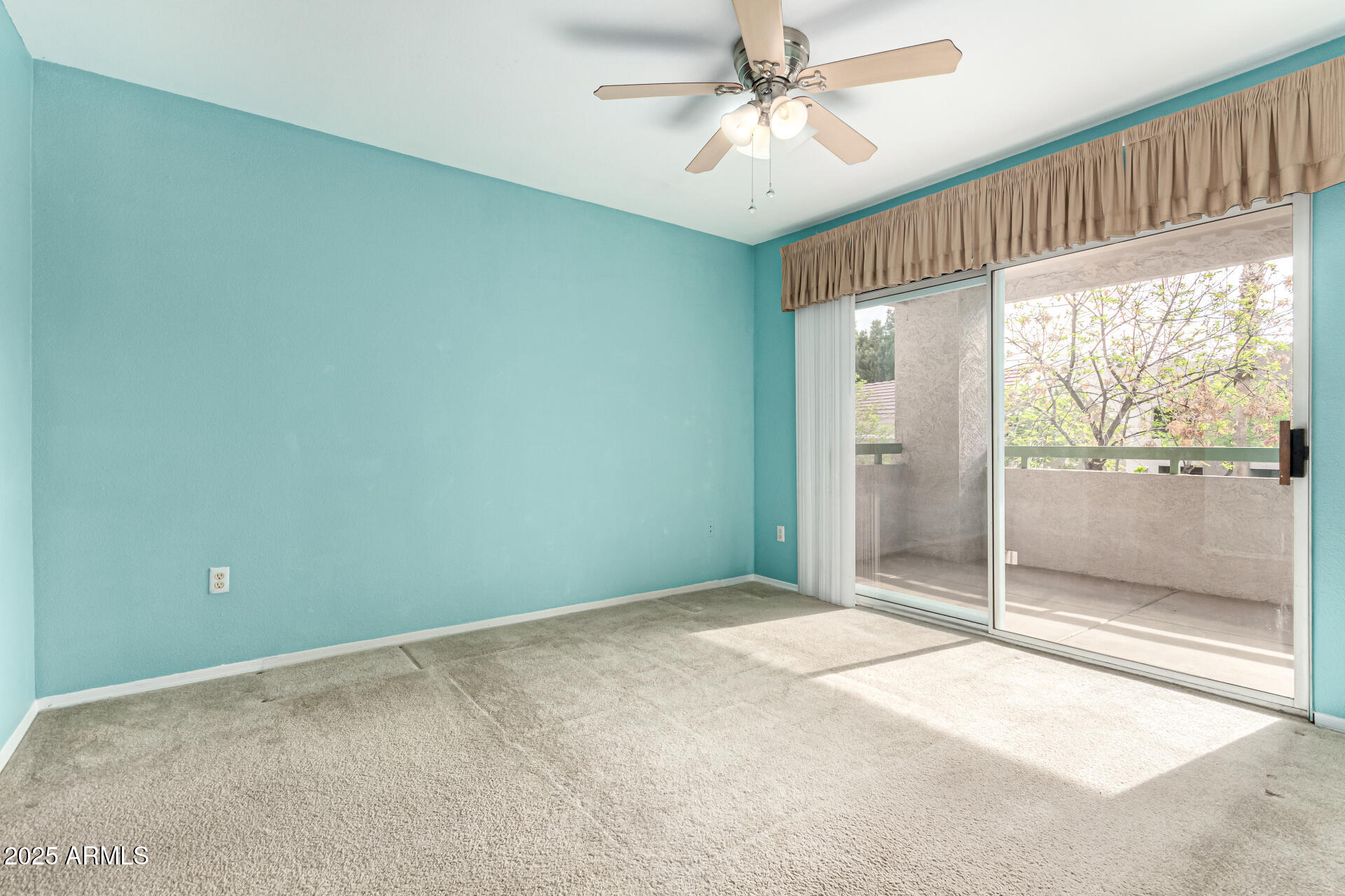 1295 N ASH Street # 125