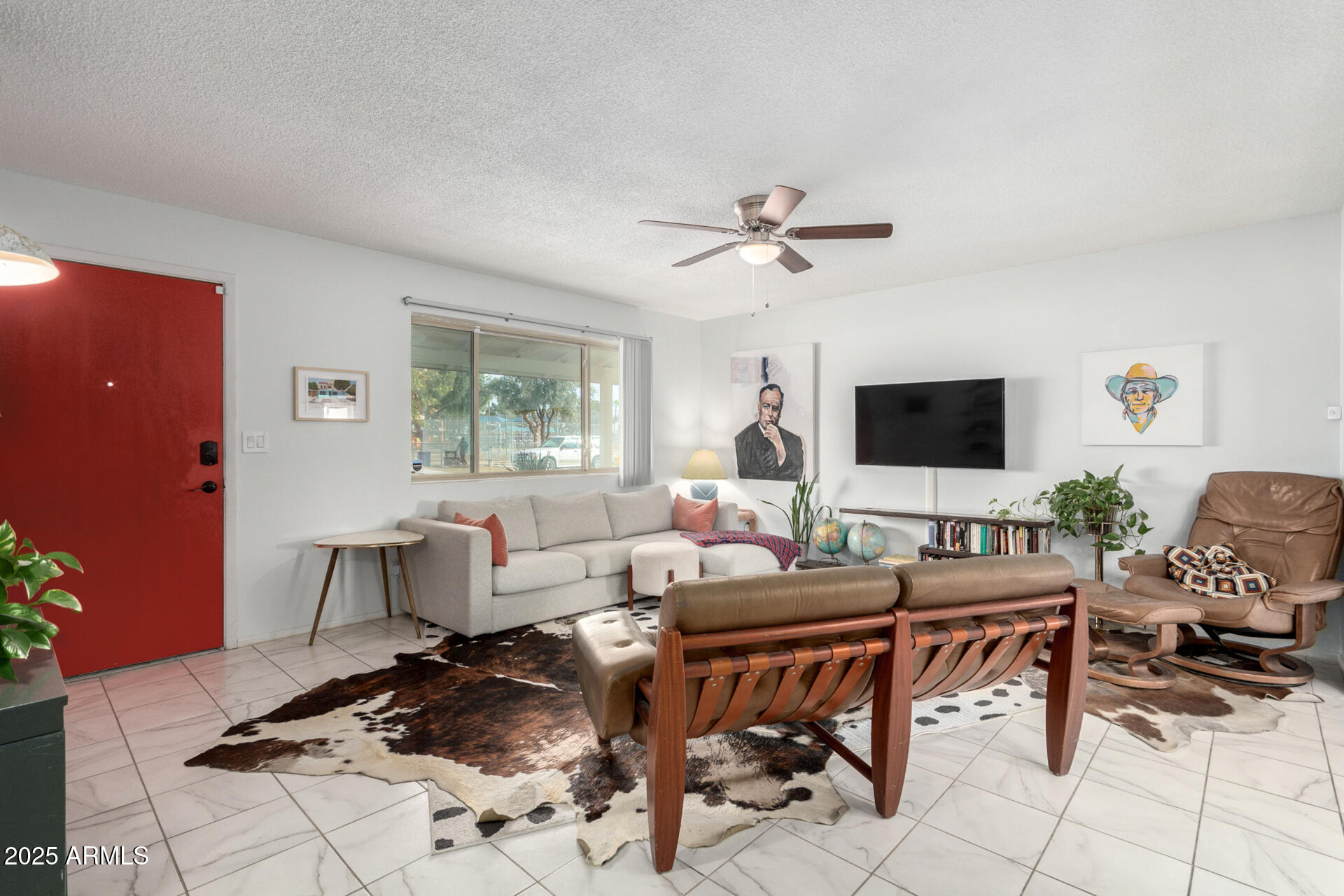 830 N LOS OLIVOS Drive