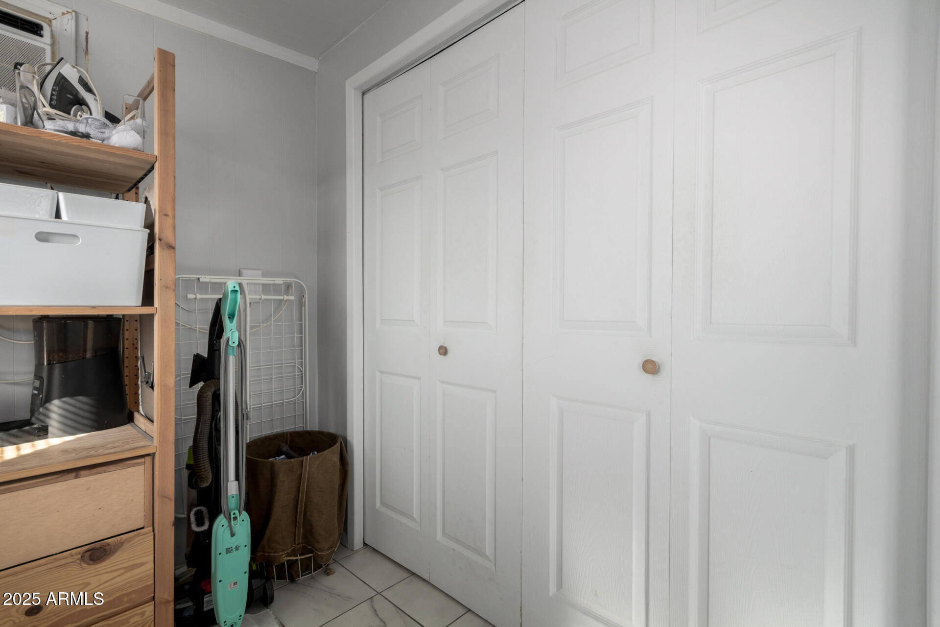 830 N LOS OLIVOS Drive