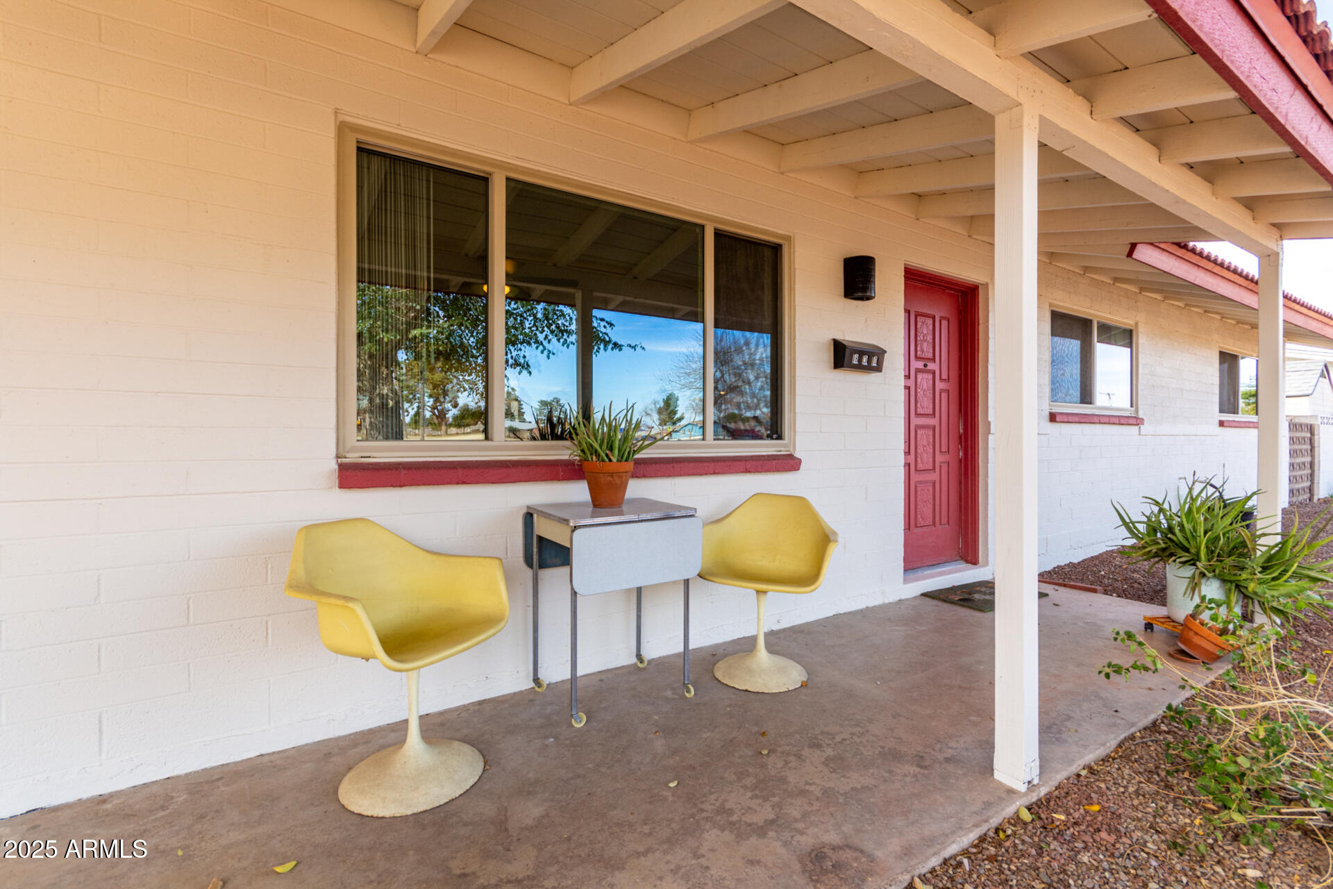 830 N LOS OLIVOS Drive