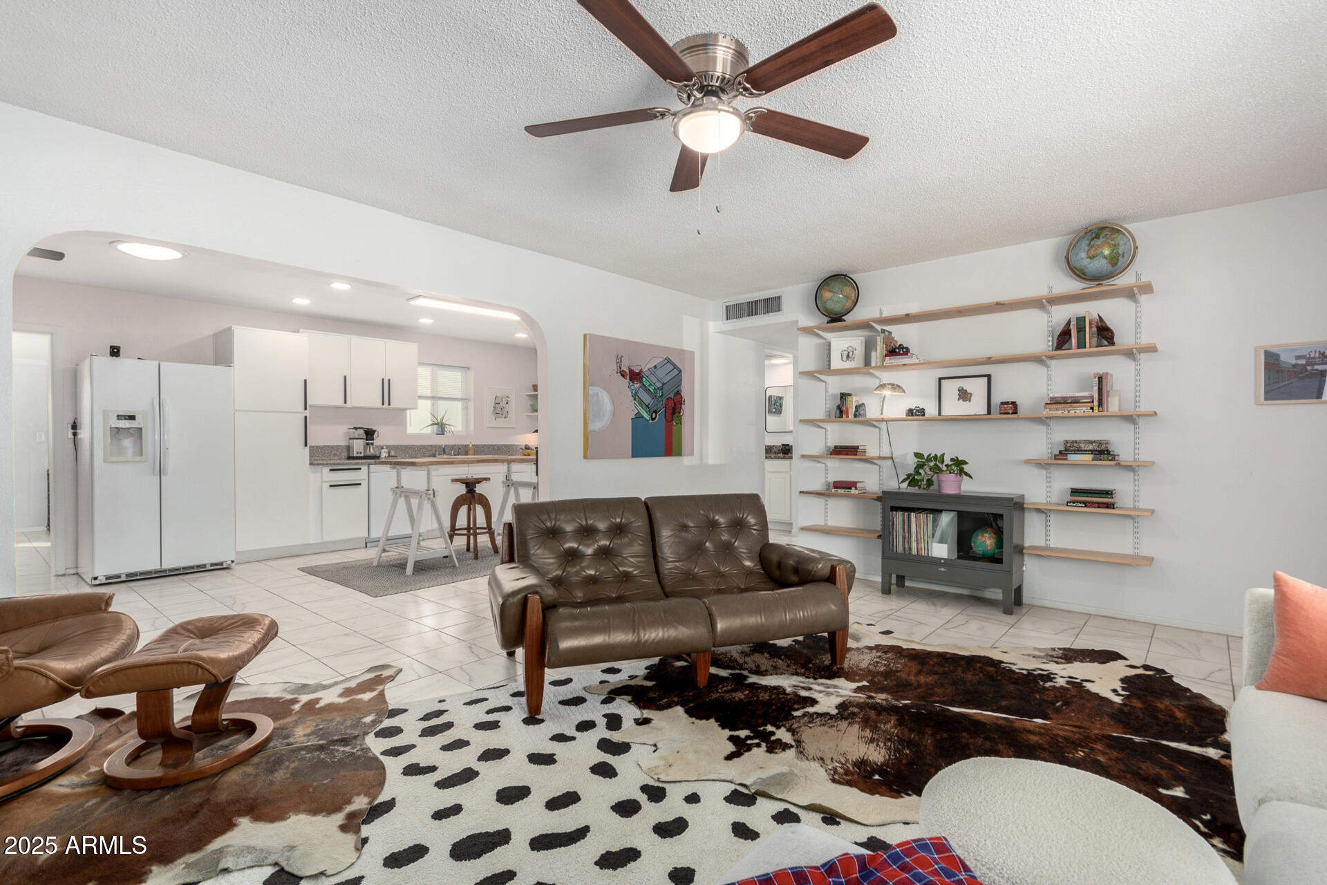 830 N LOS OLIVOS Drive