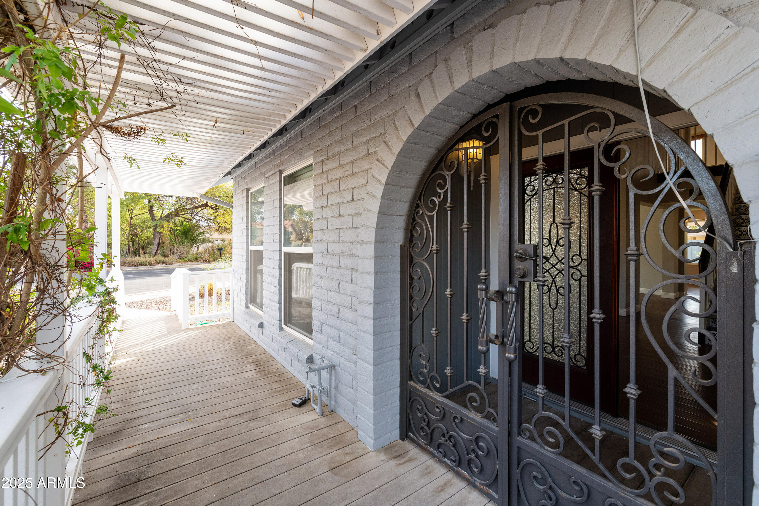 1655 W Meseto Circle