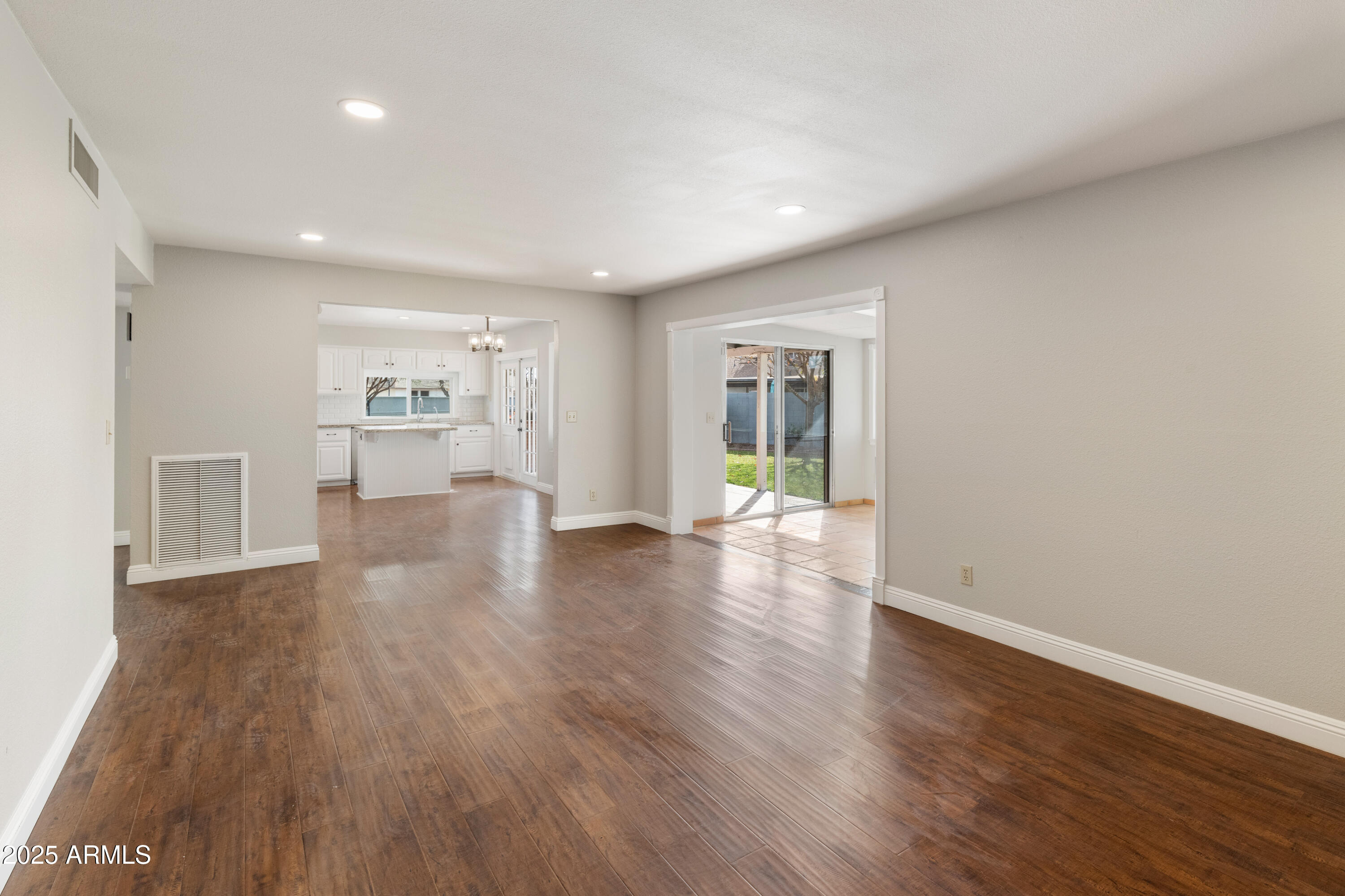 1655 W Meseto Circle