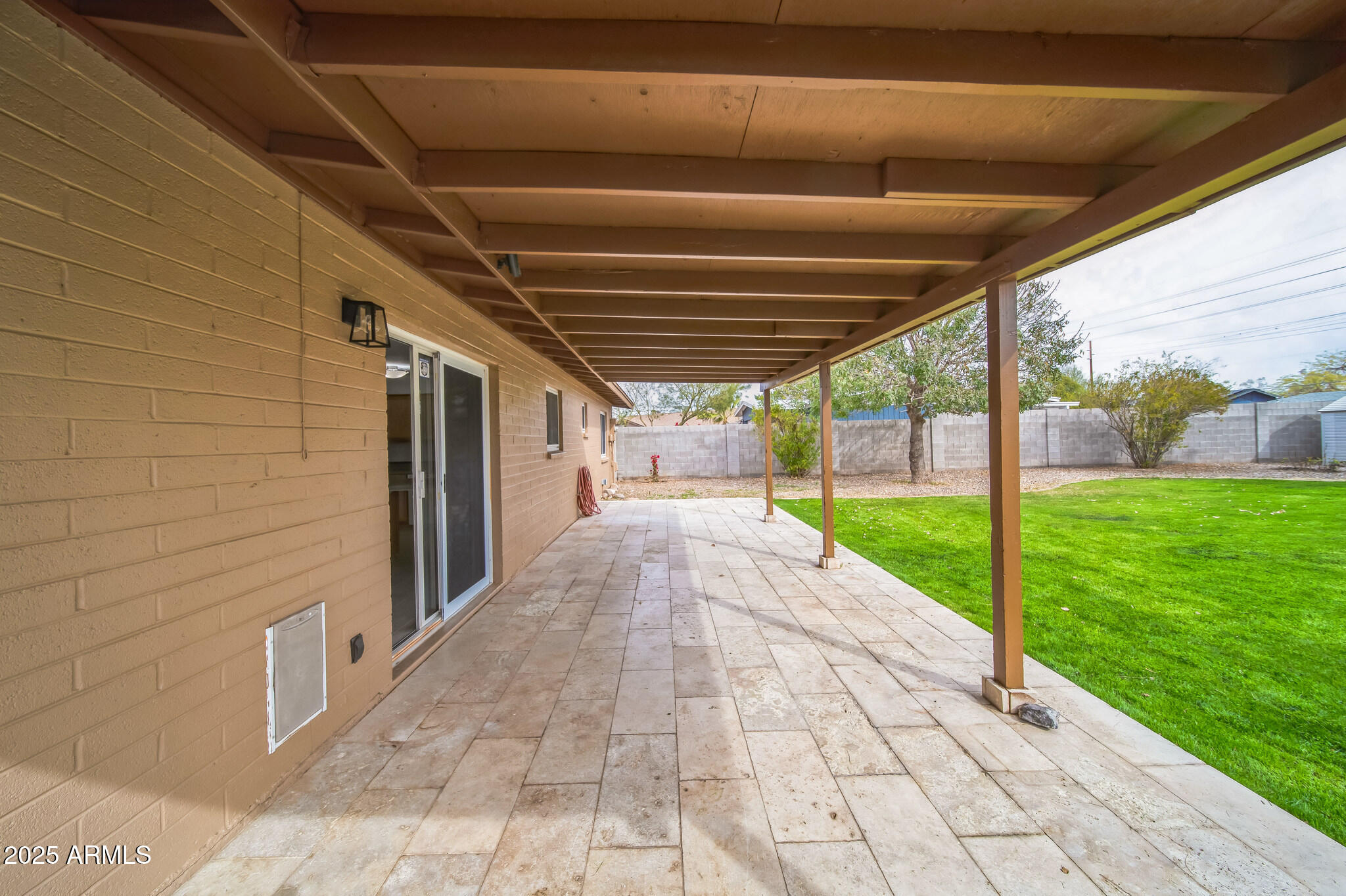 1403 N OLEANDER Street