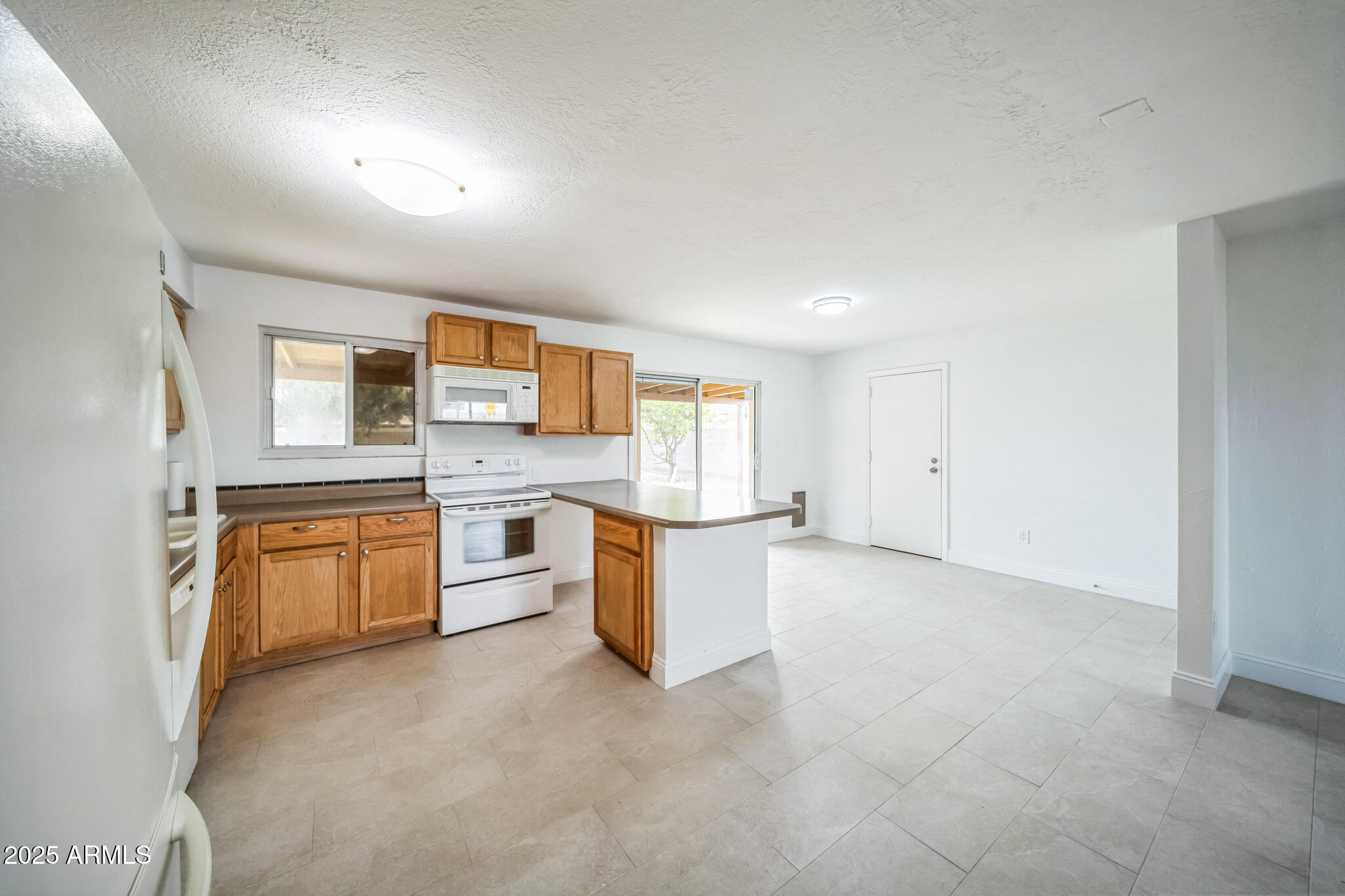 1403 N OLEANDER Street