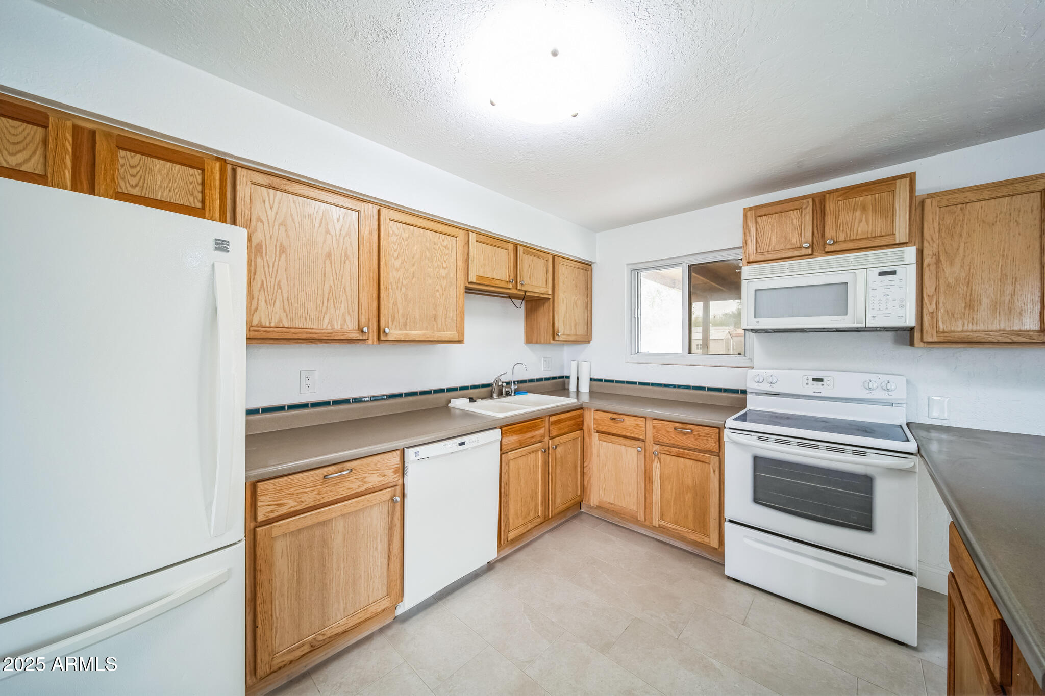 1403 N OLEANDER Street