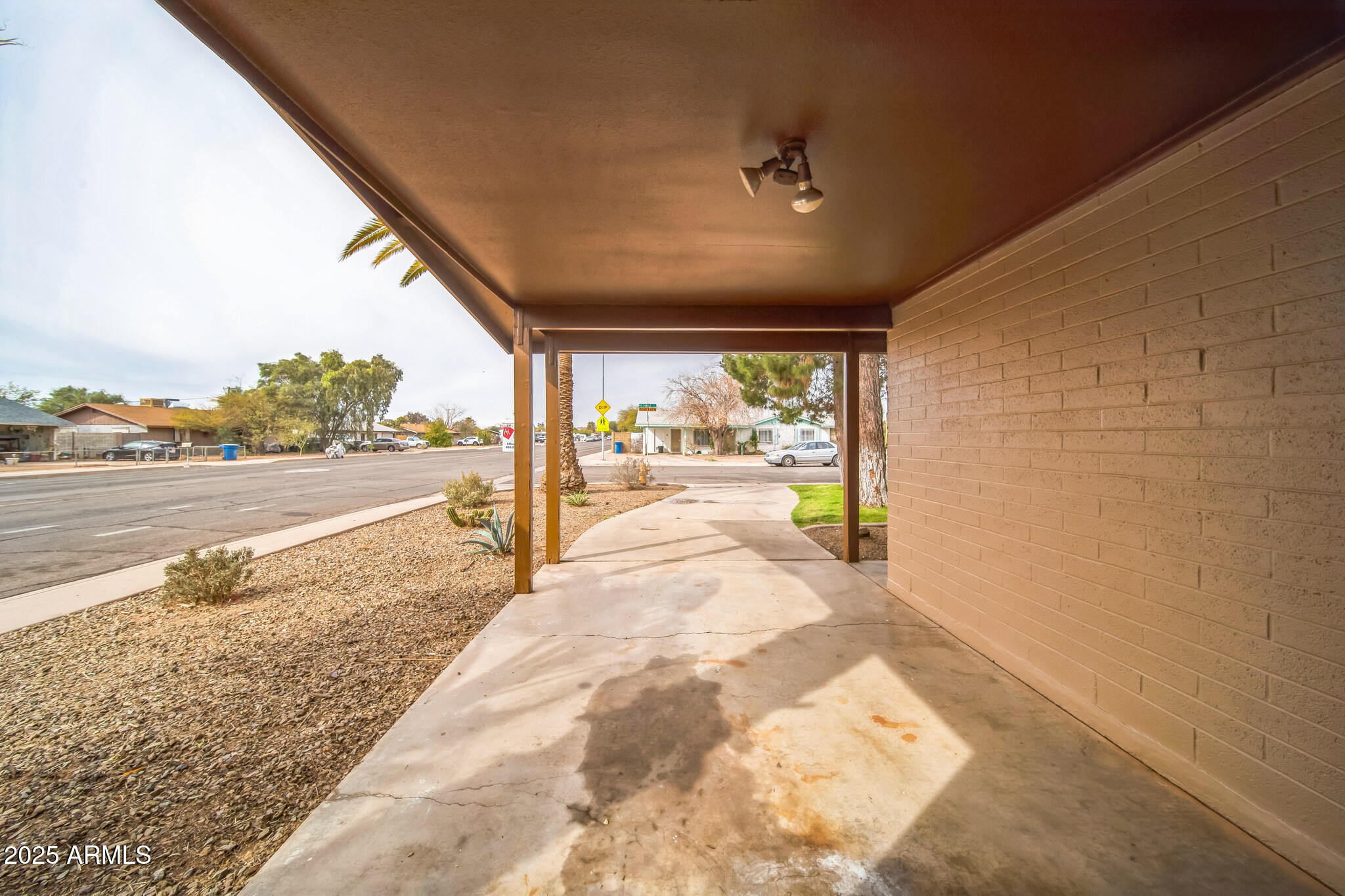 1403 N OLEANDER Street