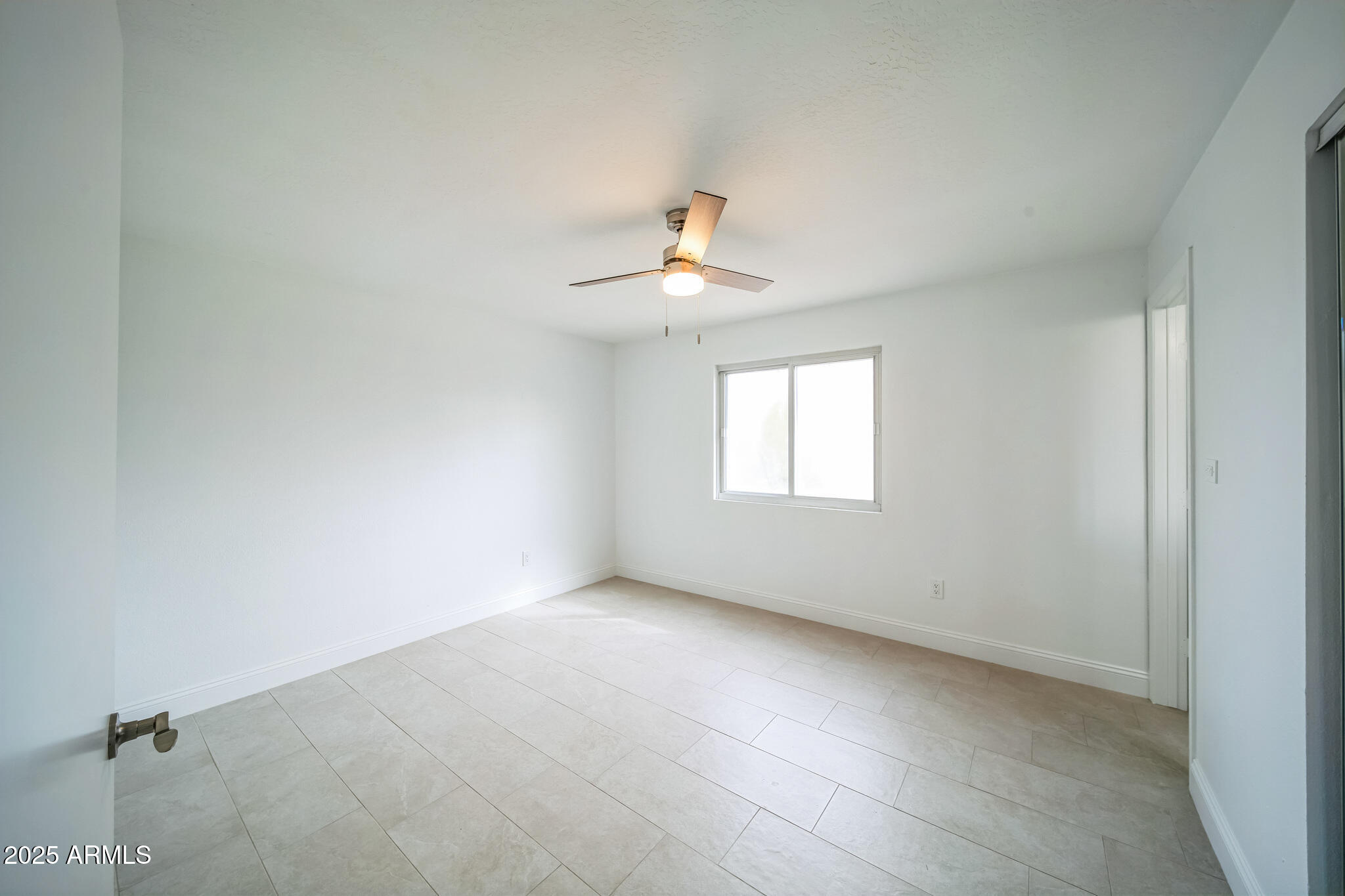 1403 N OLEANDER Street