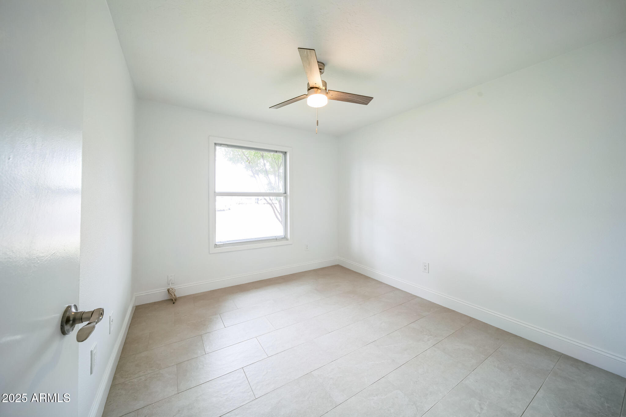 1403 N OLEANDER Street