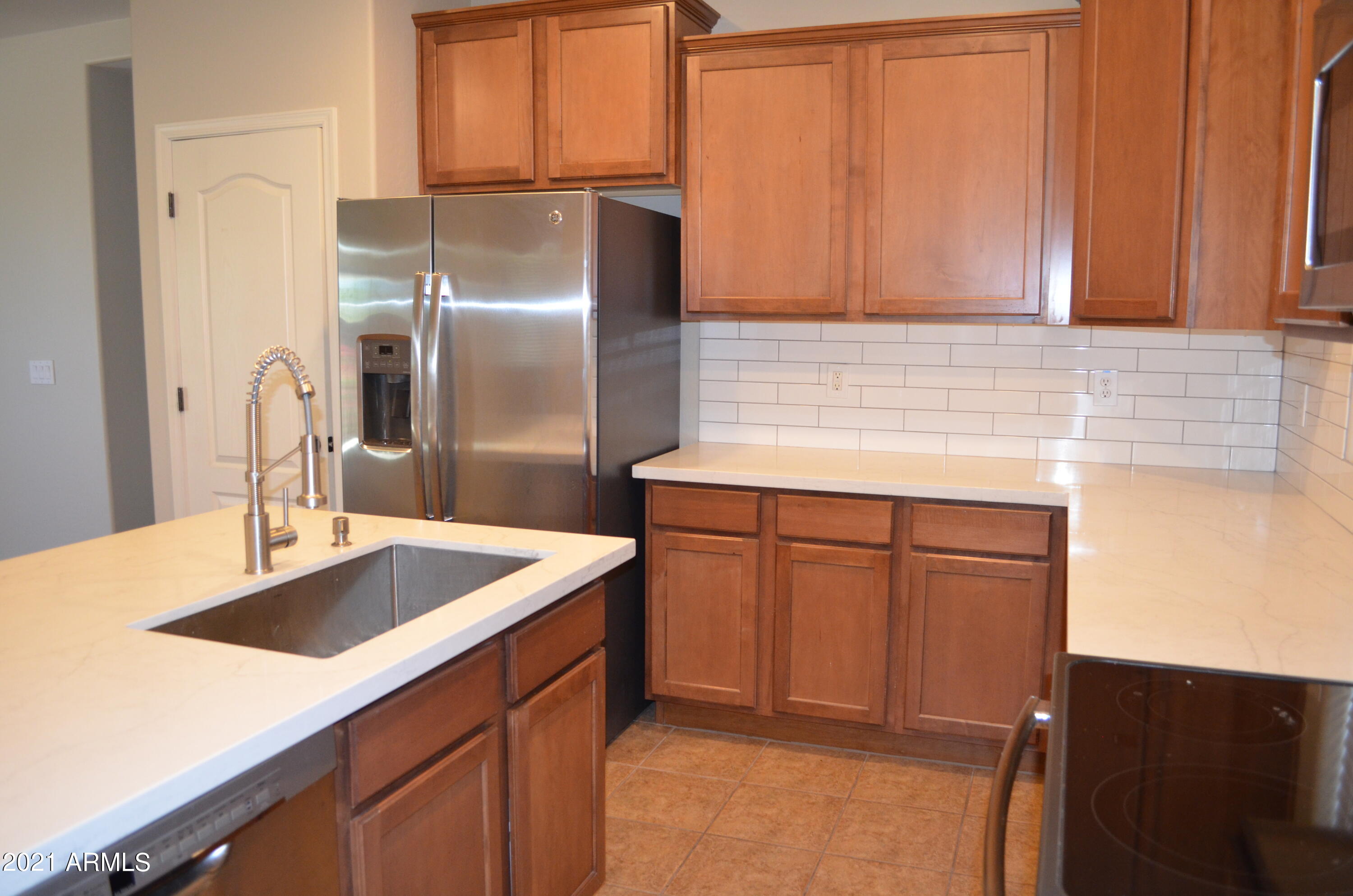 4396 E LOS ALTOS Drive