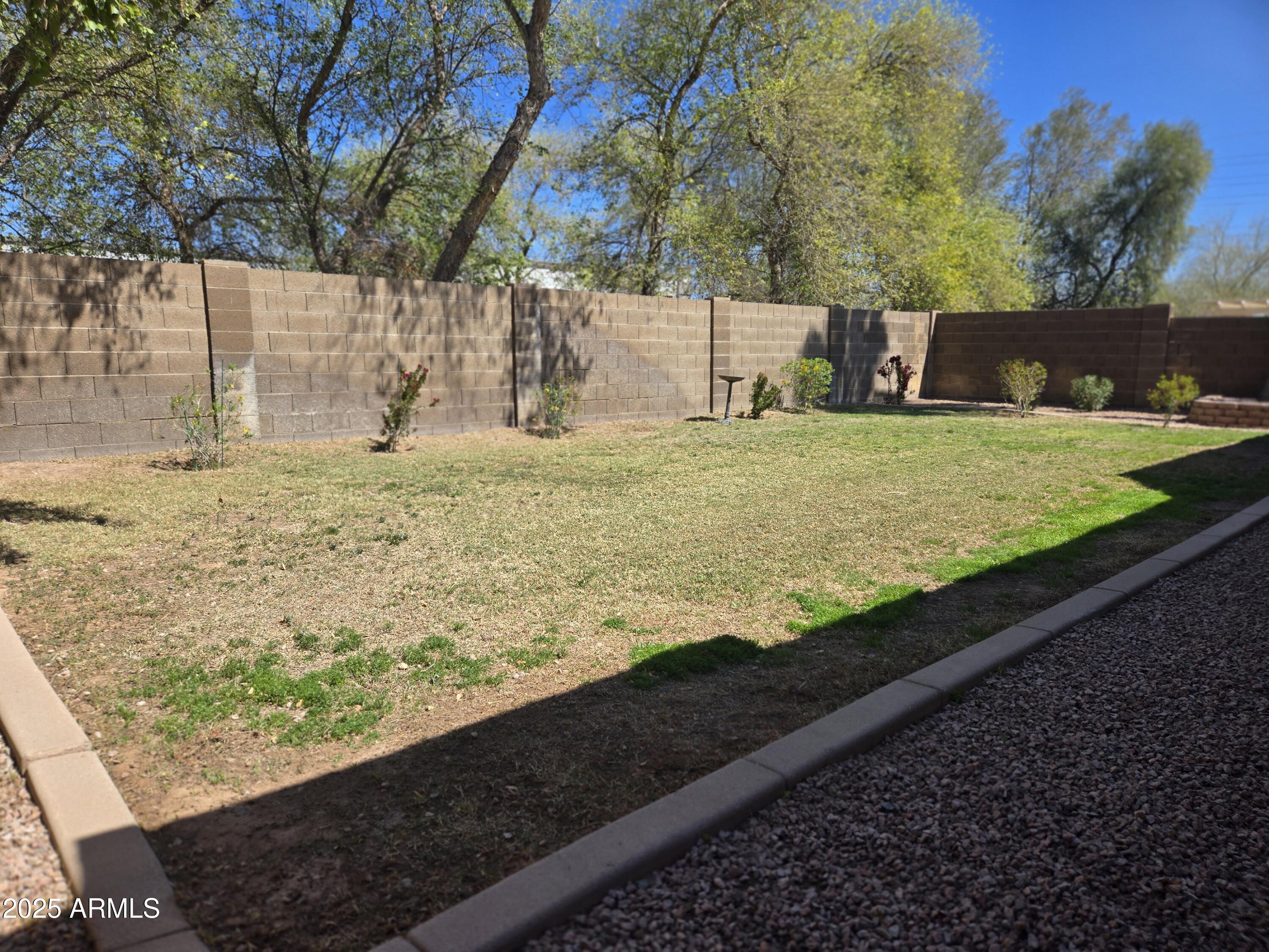 1688 E KRYSTAL Street