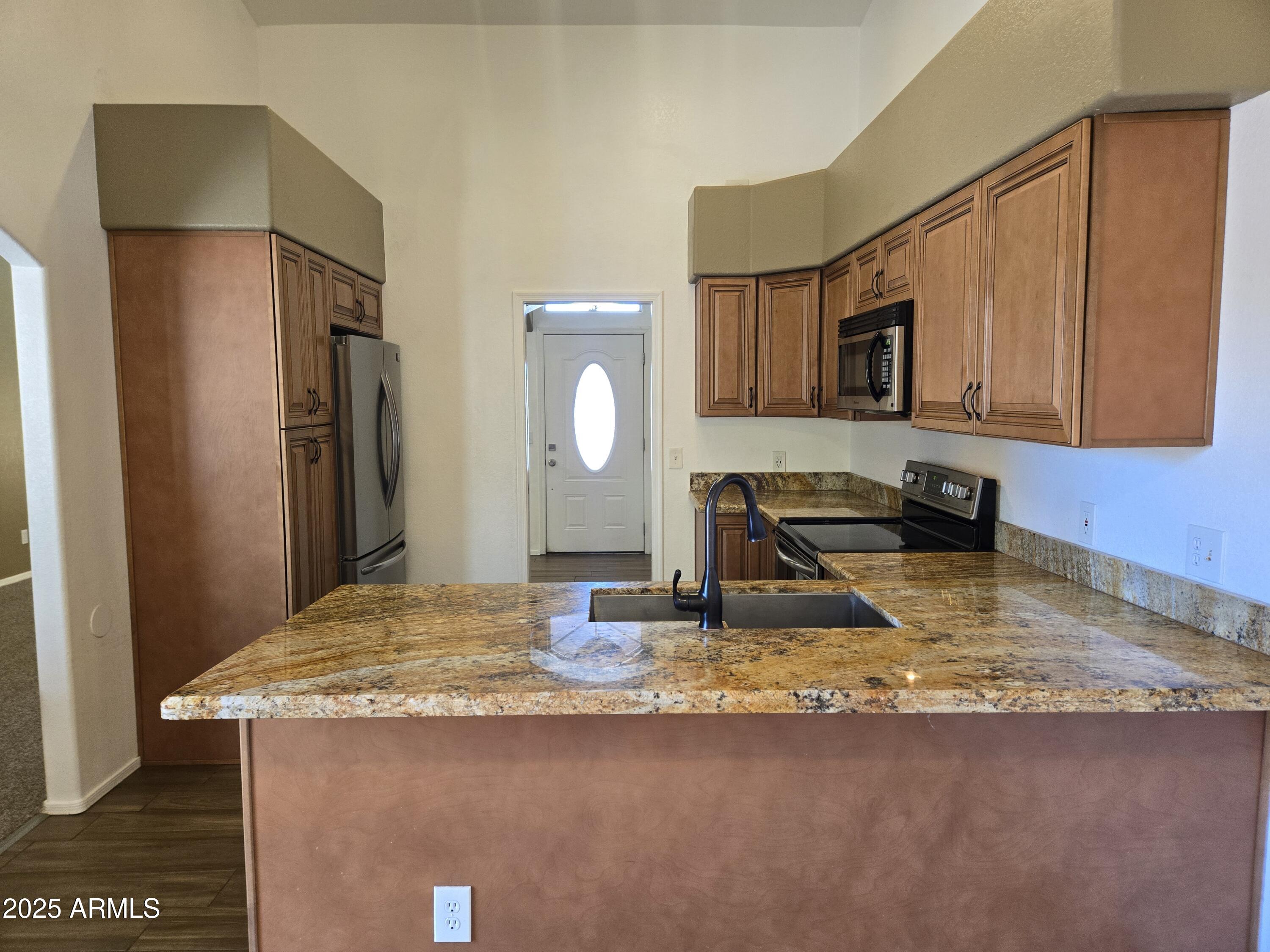 1688 E KRYSTAL Street