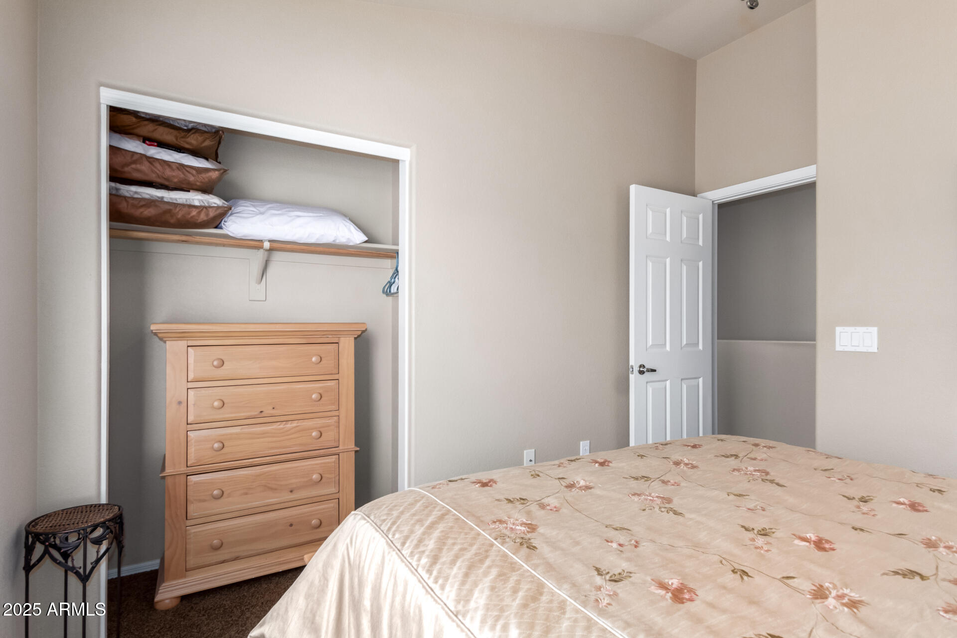 1350 S GREENFIELD Road # 1215